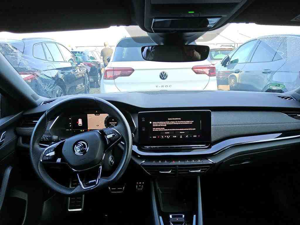 Skoda Octavia Kombi 2.0 TDI SportLine Navi vc LED 6