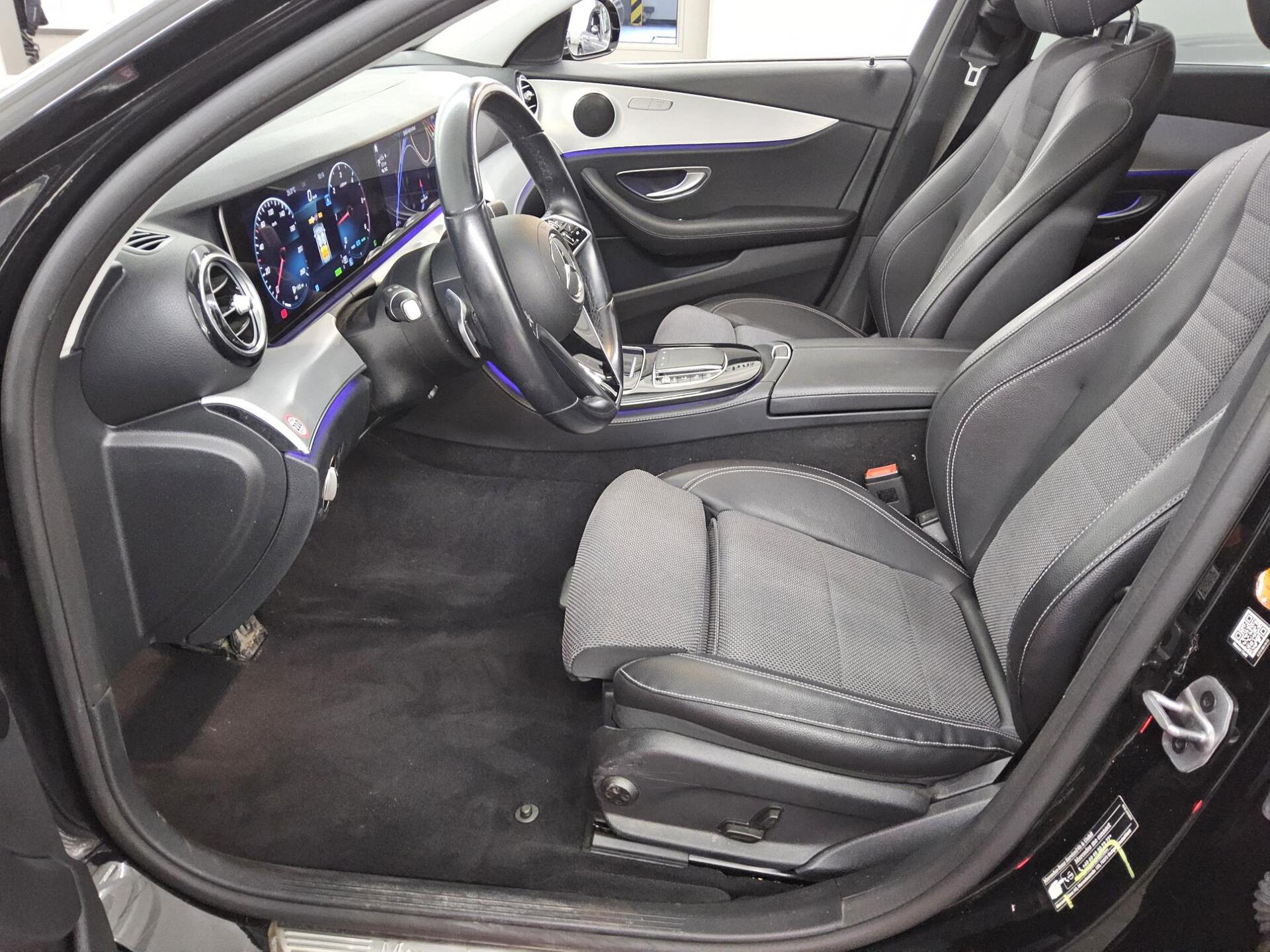 Mercedes-Benz E 220 T d T-Leder Navi LED Pano 9