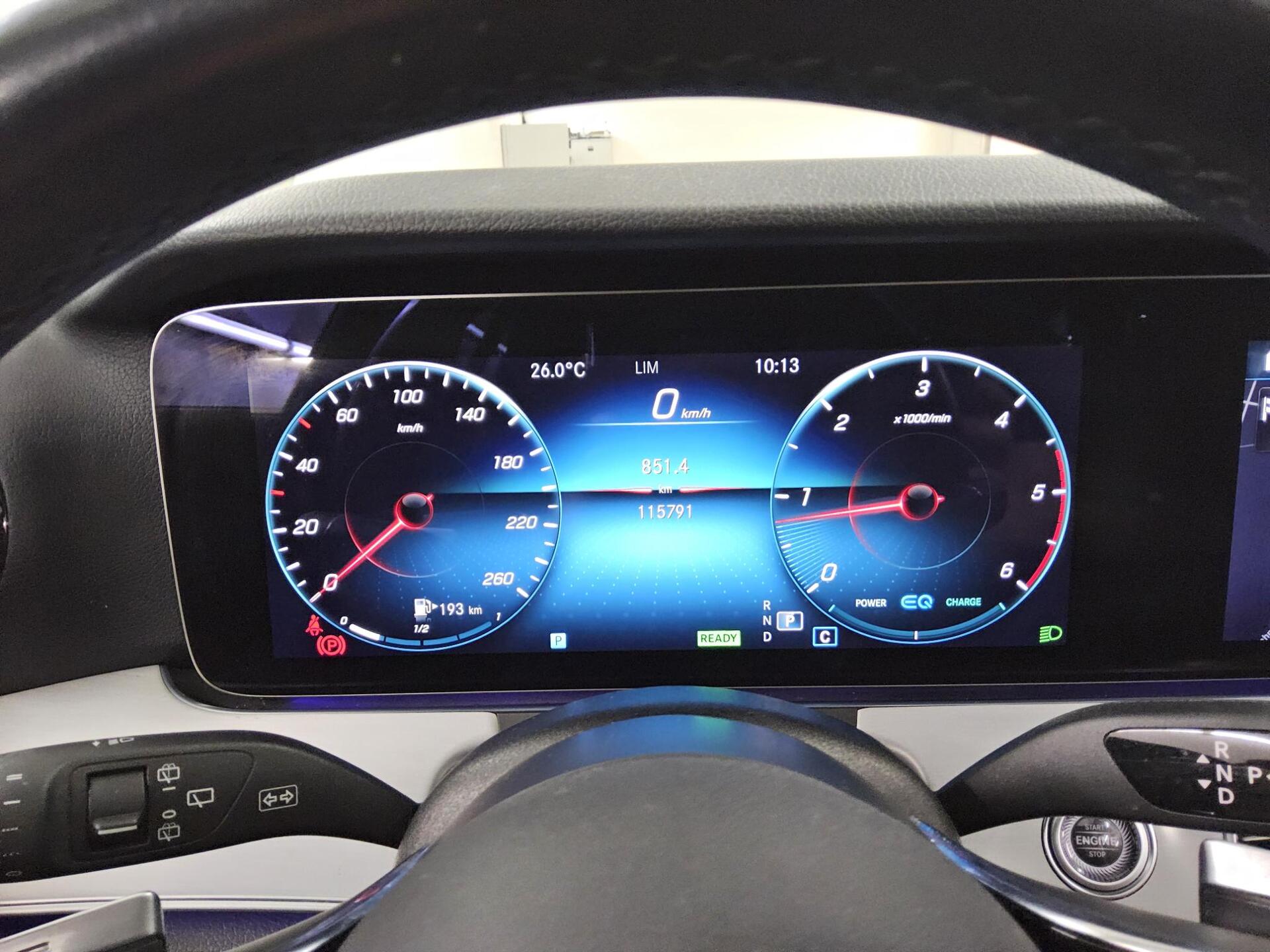 Mercedes-Benz E 220 T d T-Leder Navi LED Pano 8