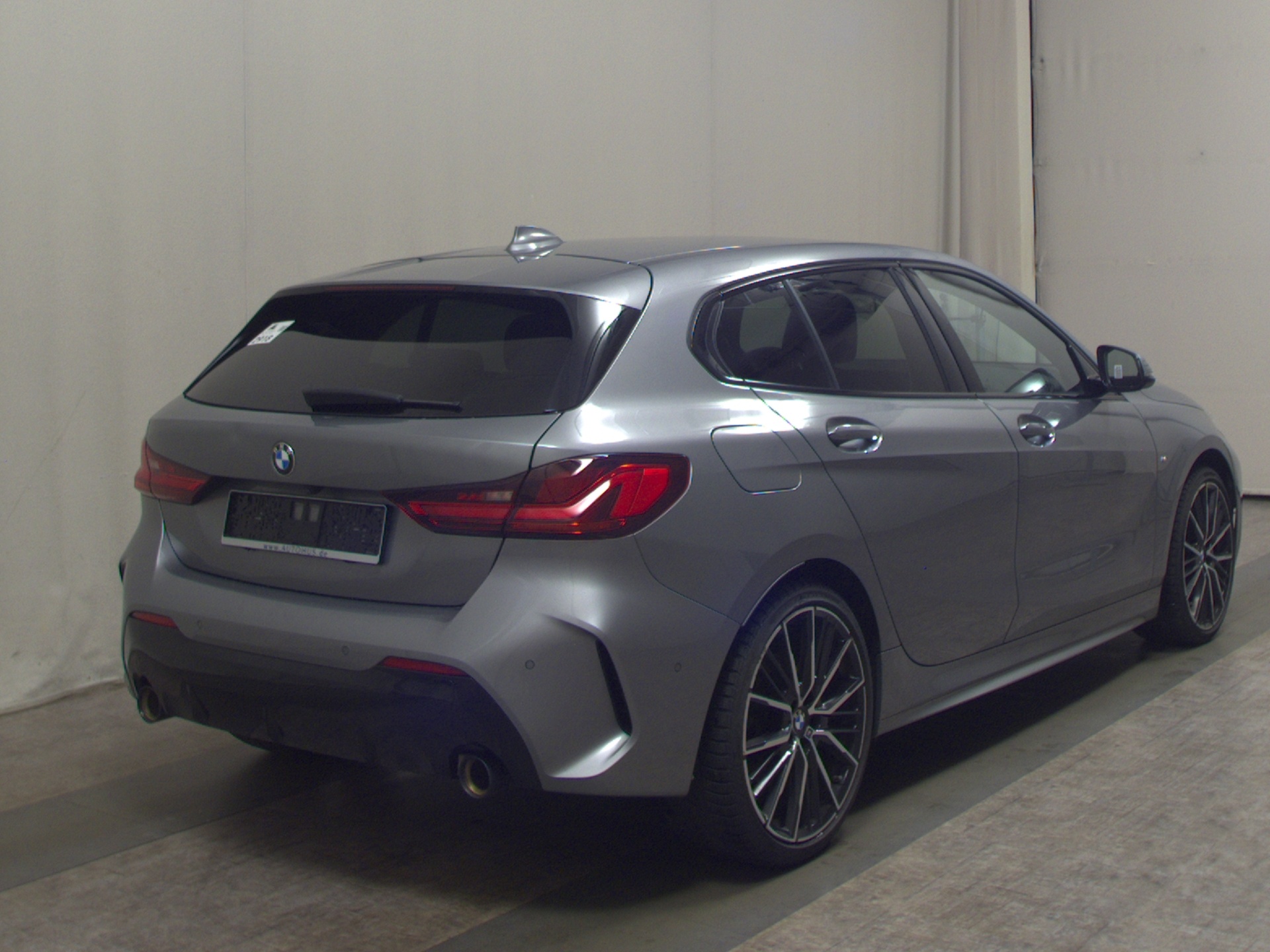 BMW 120i M-Sport KLIMAAUT LED SPORTSITZE SHZ PDC 4