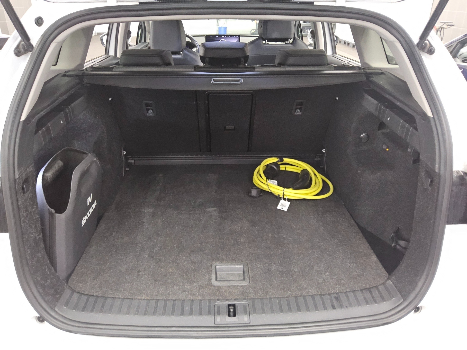 Skoda Enyaq iV 60 Loft T-Leder Navi LED Kamera AHK ACC 12