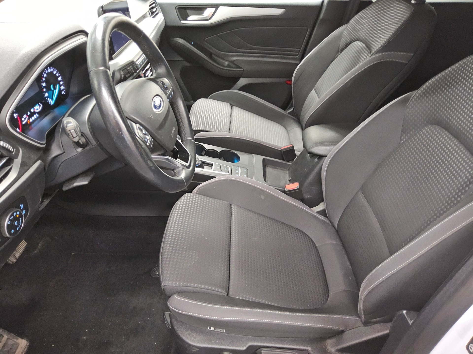 Ford Focus Turnier 2.0 EB Cool&Connect Navi LED RfK 8