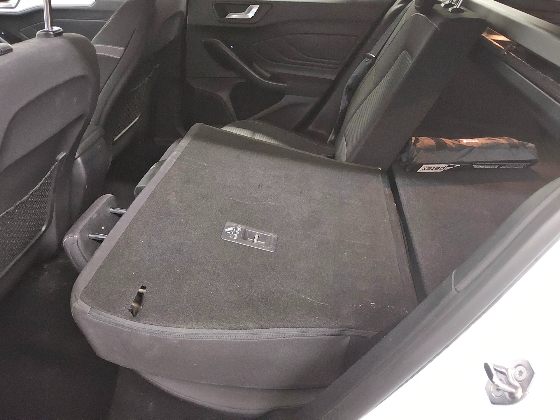 Ford Focus Turnier 2.0 EB Cool&Connect Navi LED RfK 12