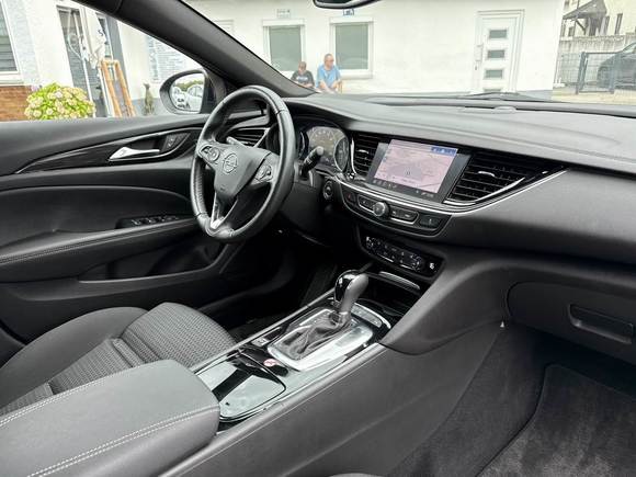 Opel Insignia ST 1.5 D Business Ed. Navi LED Shz RFK 6
