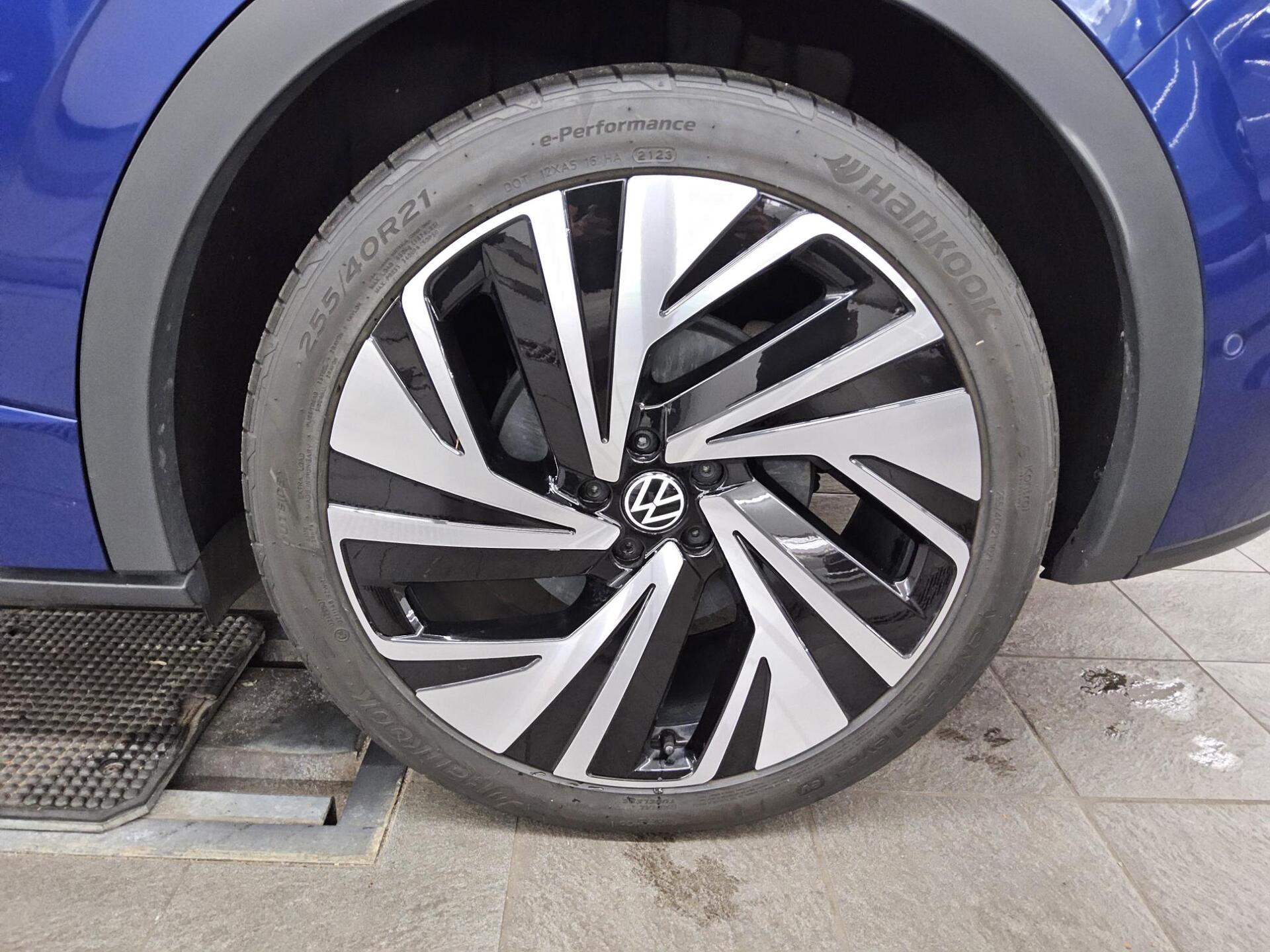 Volkswagen ID.5 Pro Performance T-Leder Navi IQ.Light Pano RFK 11