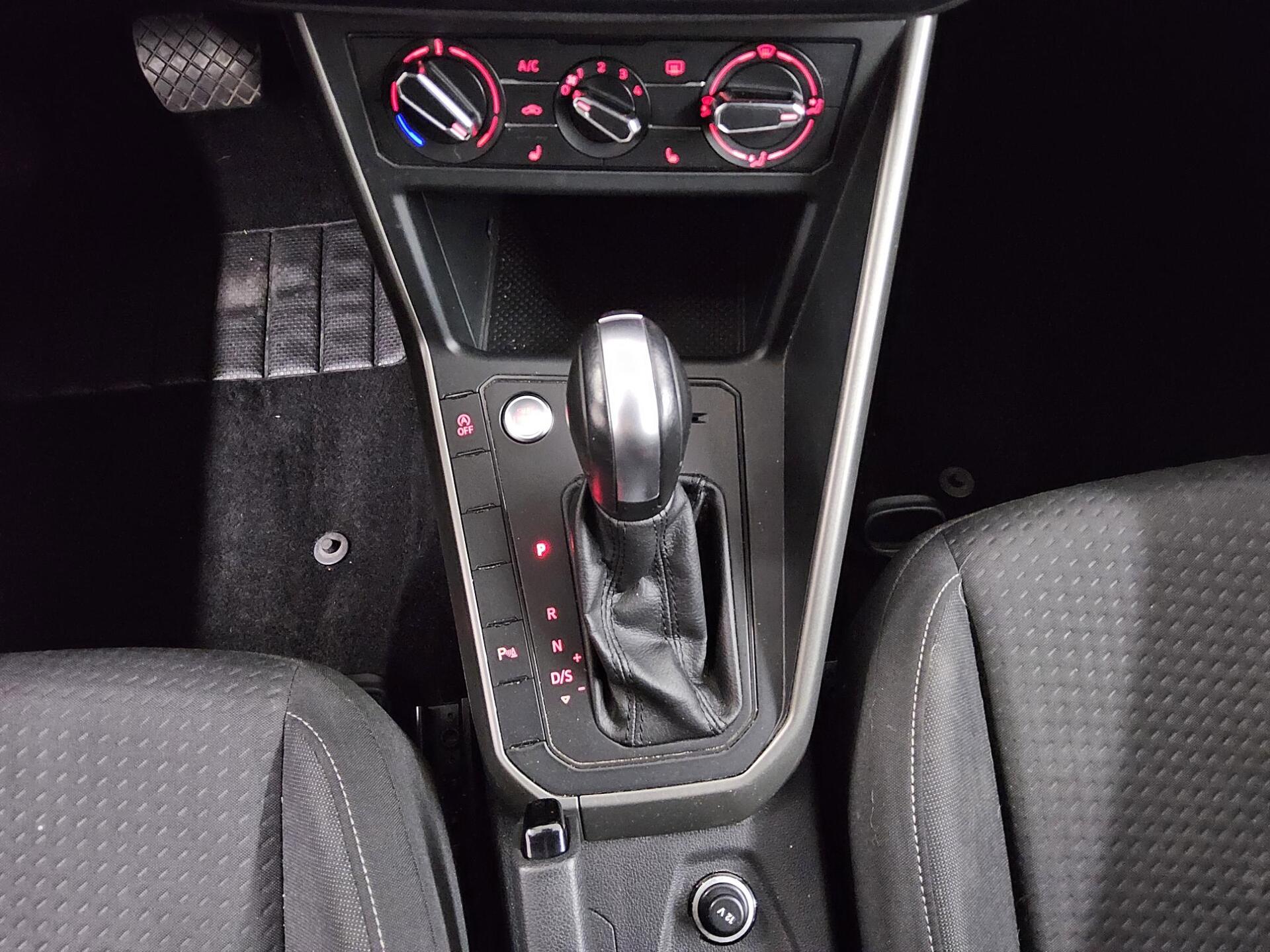 Volkswagen Polo 1.0 TSI Comf. Navi LED AID 6
