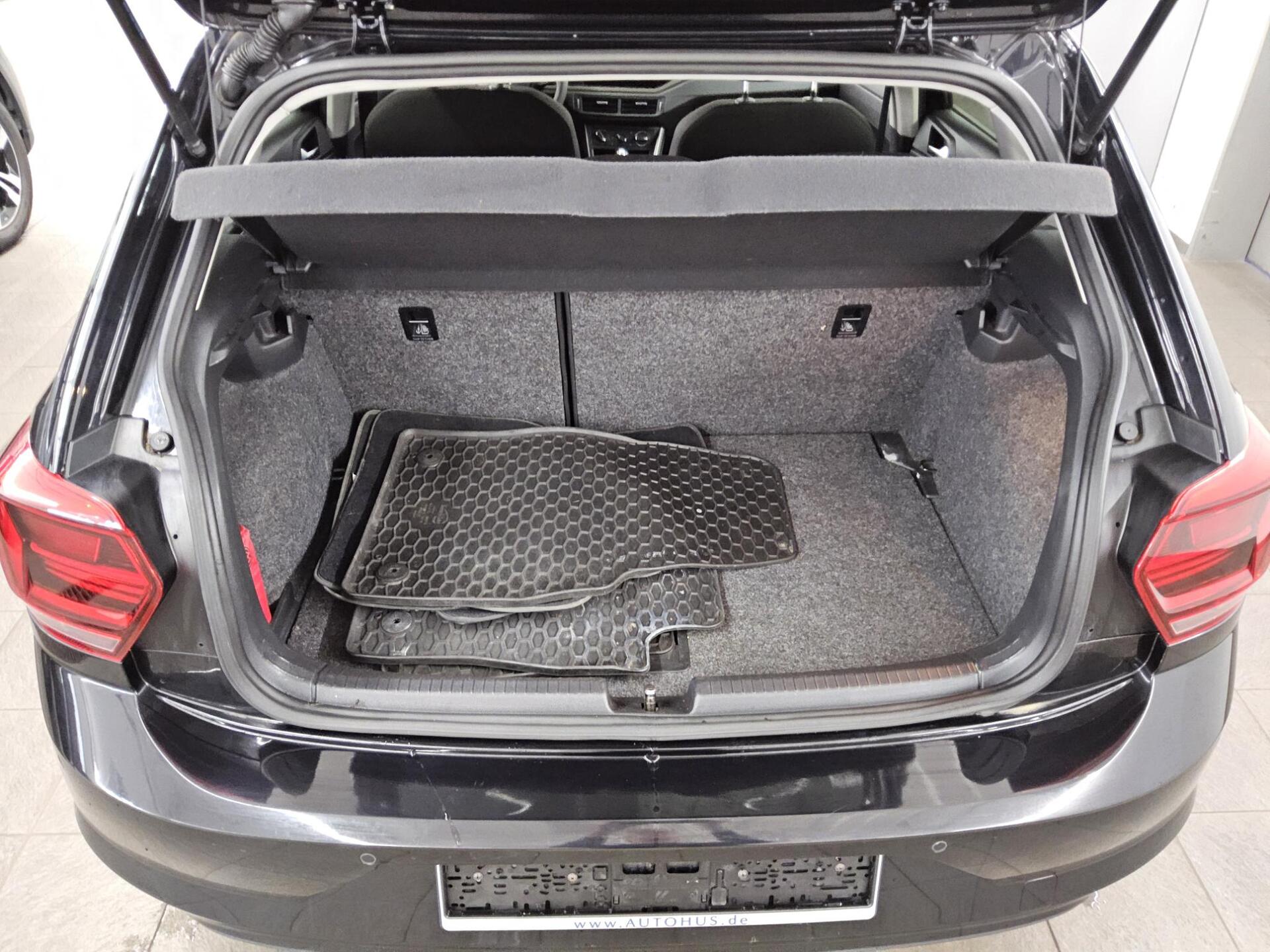 Volkswagen Polo 1.0 TSI Comf. Navi LED AID 12