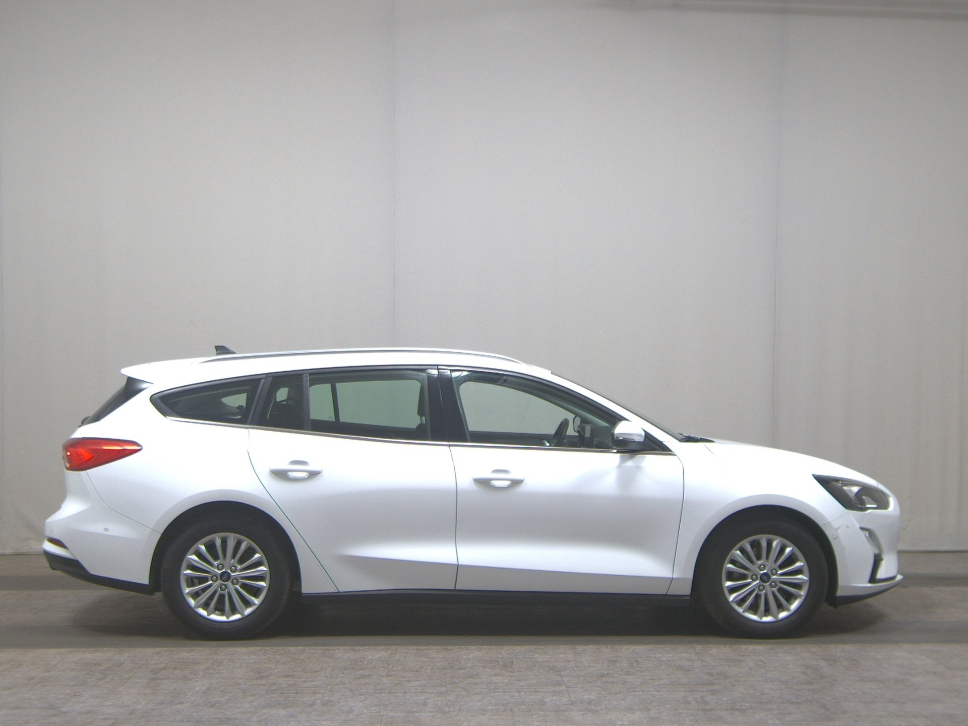 Ford Focus Turnier 1.5 EB Titanium Navi RFK Shz