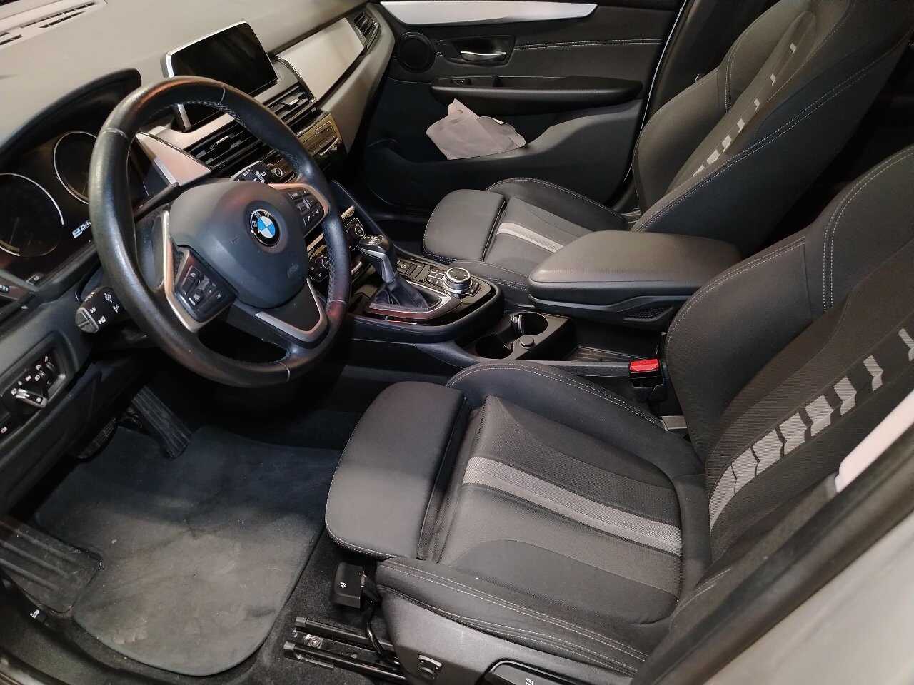 BMW 225 Active Tourer e Advantage NAVI LED Shz Pano el.Heck 5