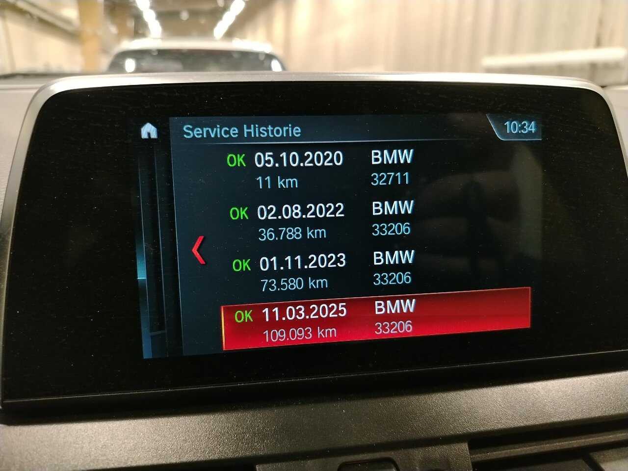 BMW 225 Active Tourer e Advantage NAVI LED Shz Pano el.Heck 8