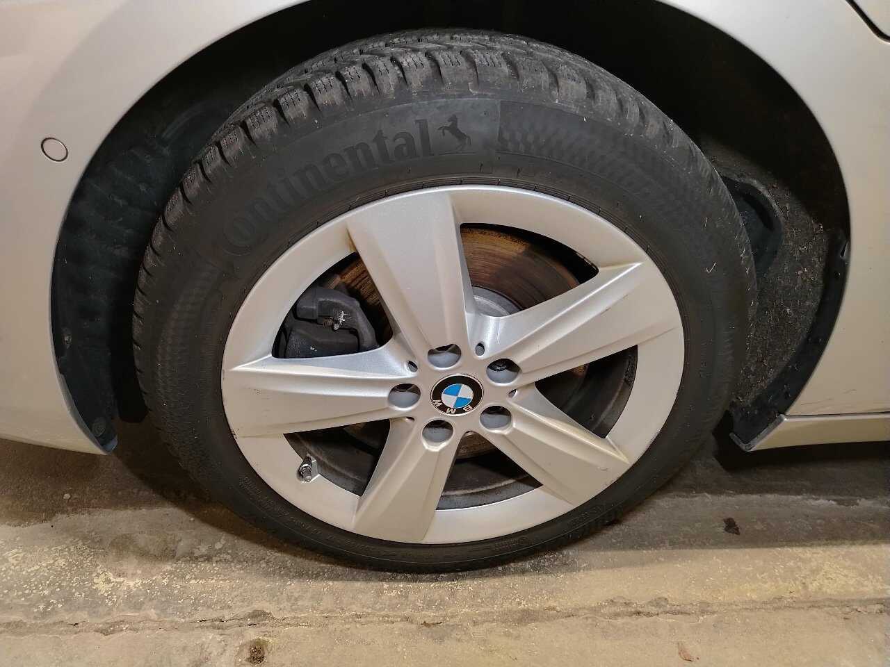 BMW 225 Active Tourer e Advantage NAVI LED Shz Pano el.Heck 11