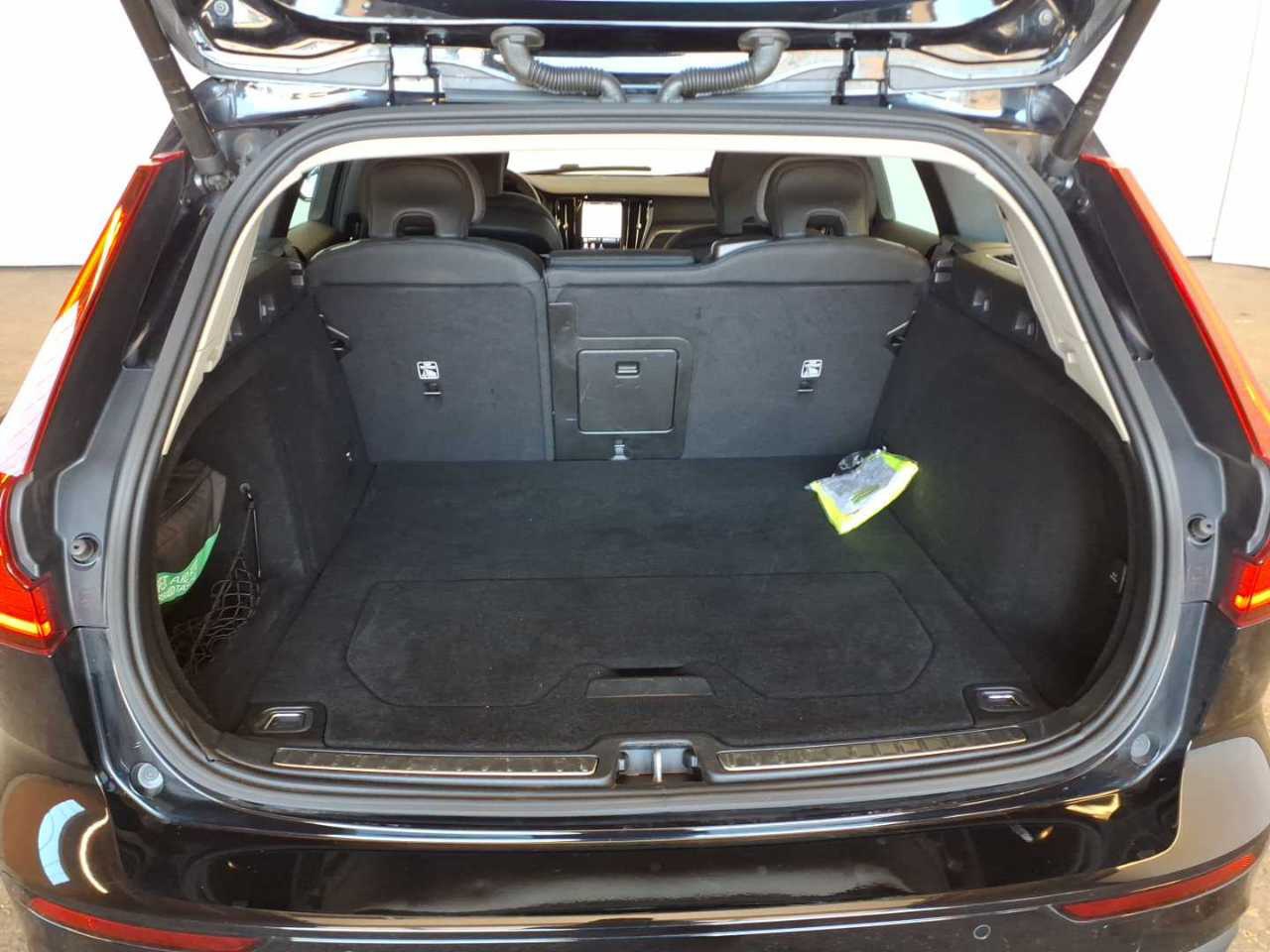 Volvo V60 2.0  NAVI LED 4xSHZ MEMORY el.Heck 11