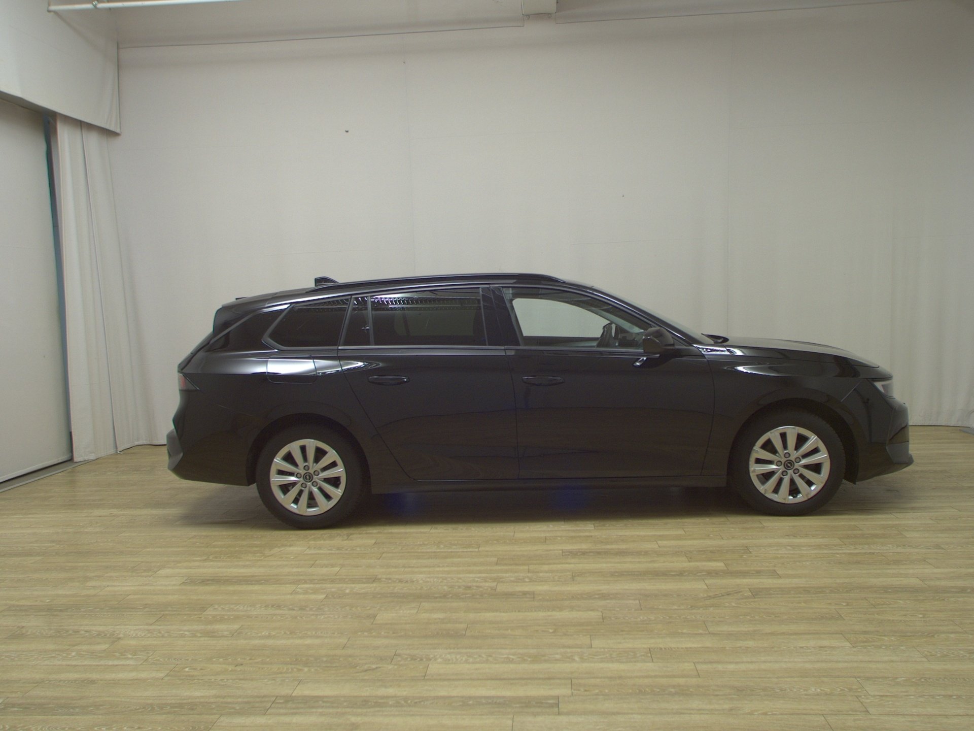 Opel Astra ST 1.2 Turbo Edition Navi LED DC RFK SHZ