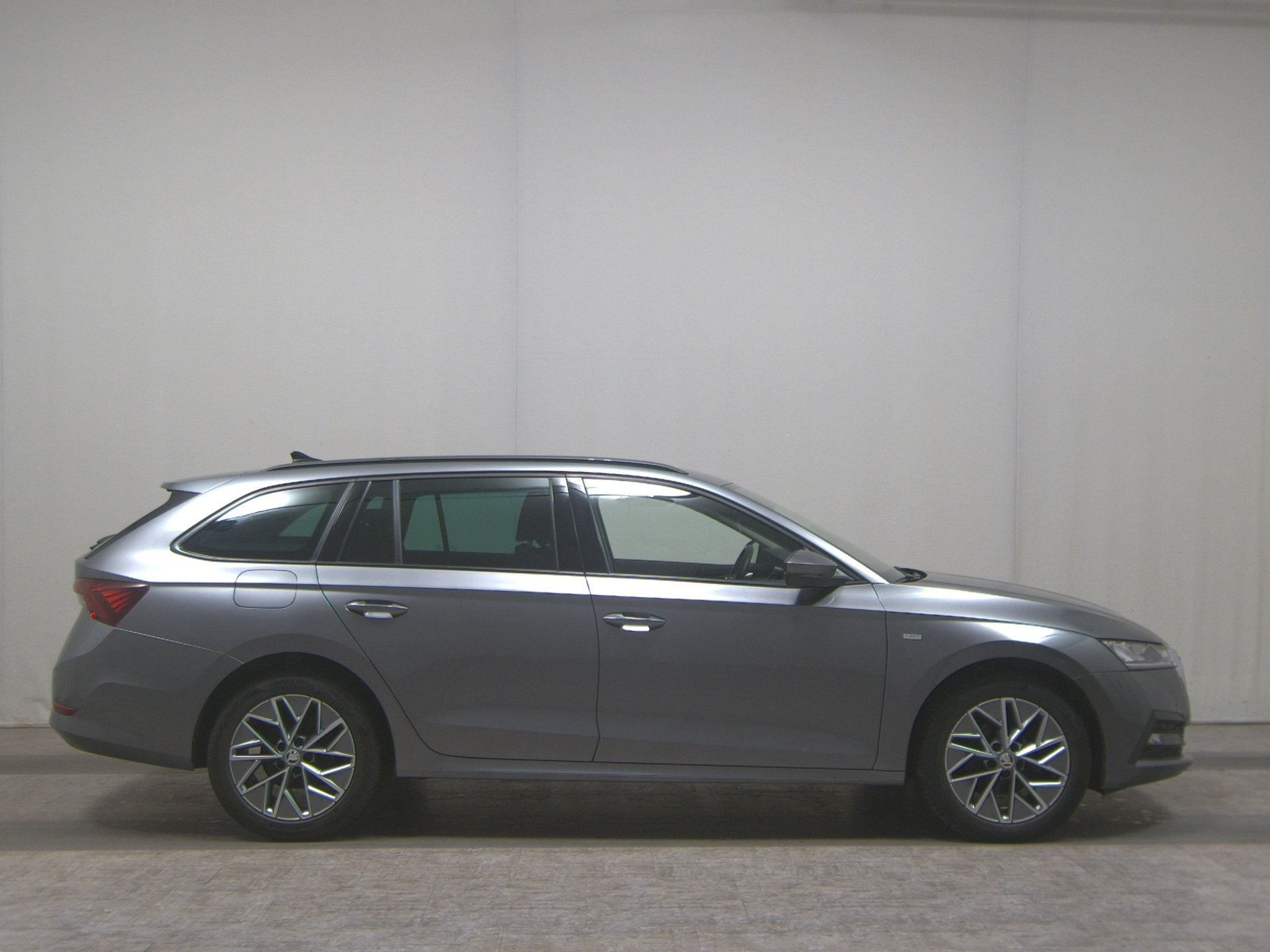 Skoda Octavia Kombi 2.0 TDI Tour Navi LED AID 4xShz