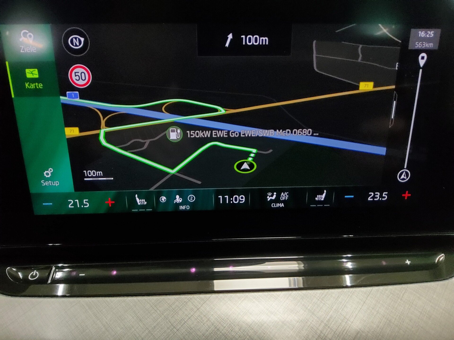 Skoda Octavia Kombi 2.0 TDI Ambition Navi LED AID 4xShz PDC 7