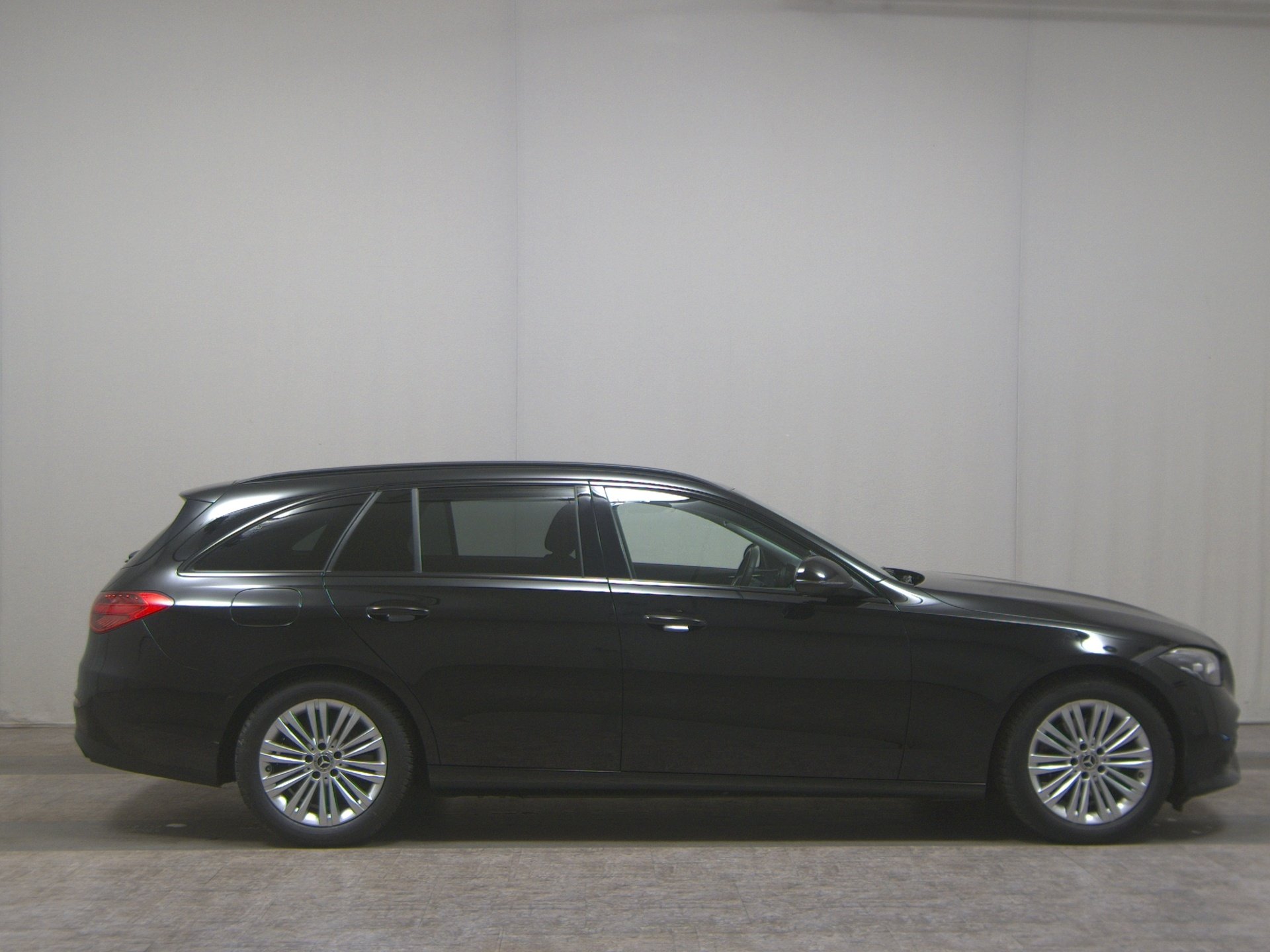 Mercedes-Benz C 200 T d Avantgarde Night Navi LED RFK
