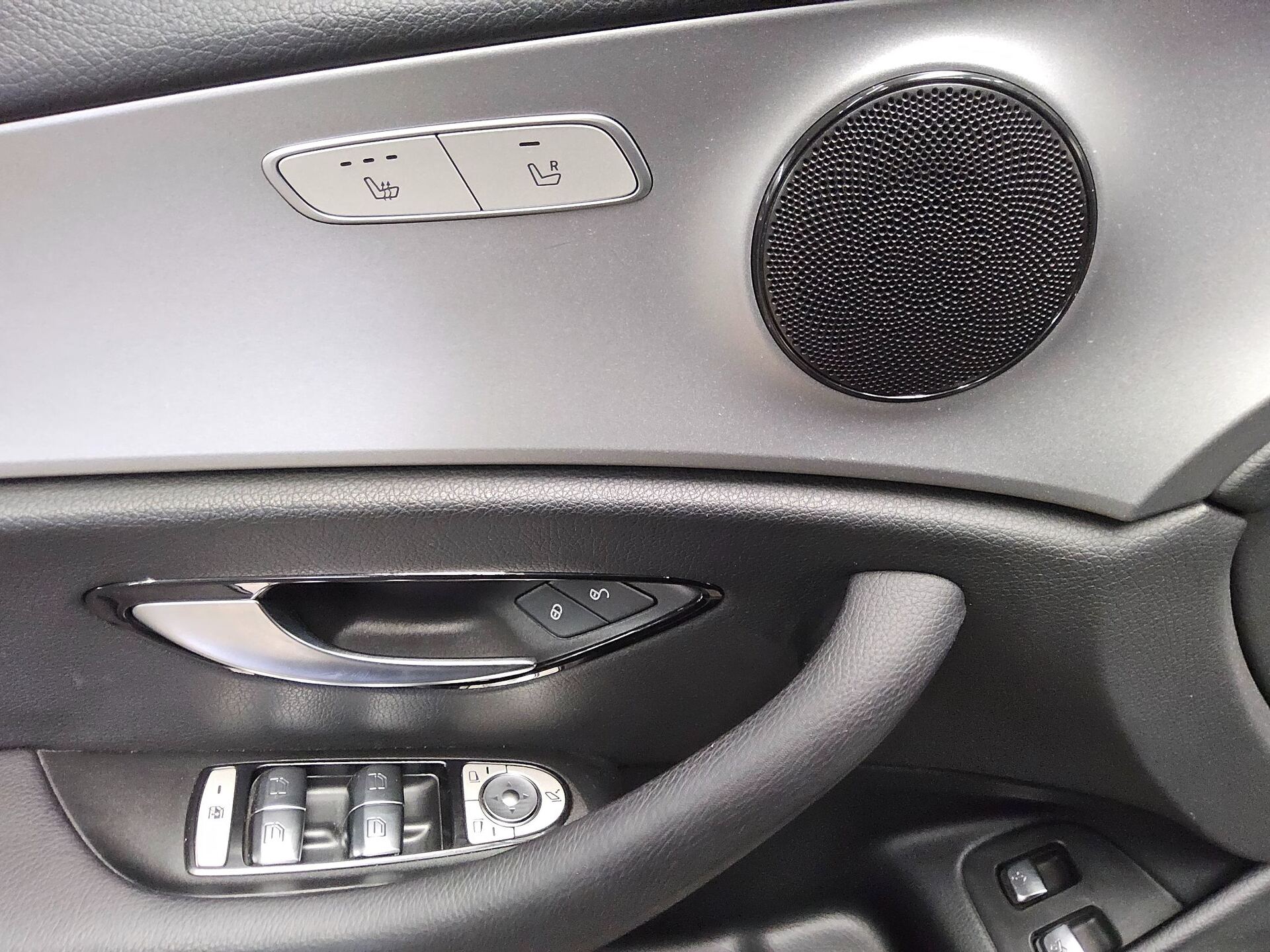 Mercedes-Benz E 300 de Navi Multibeam-LED AHK 360°- Kamera 9