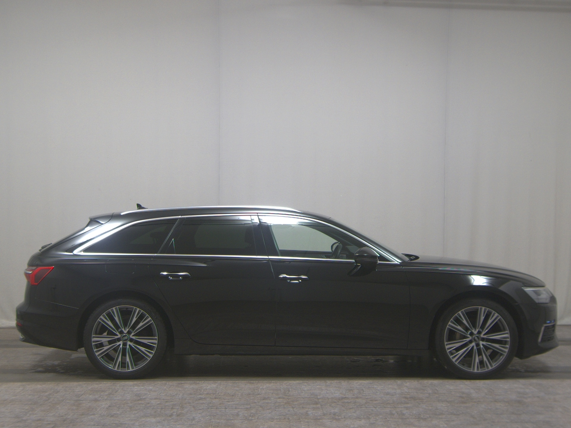 Audi A6 Avant 35 TDI design Leder Navi LED vc RfK ACC