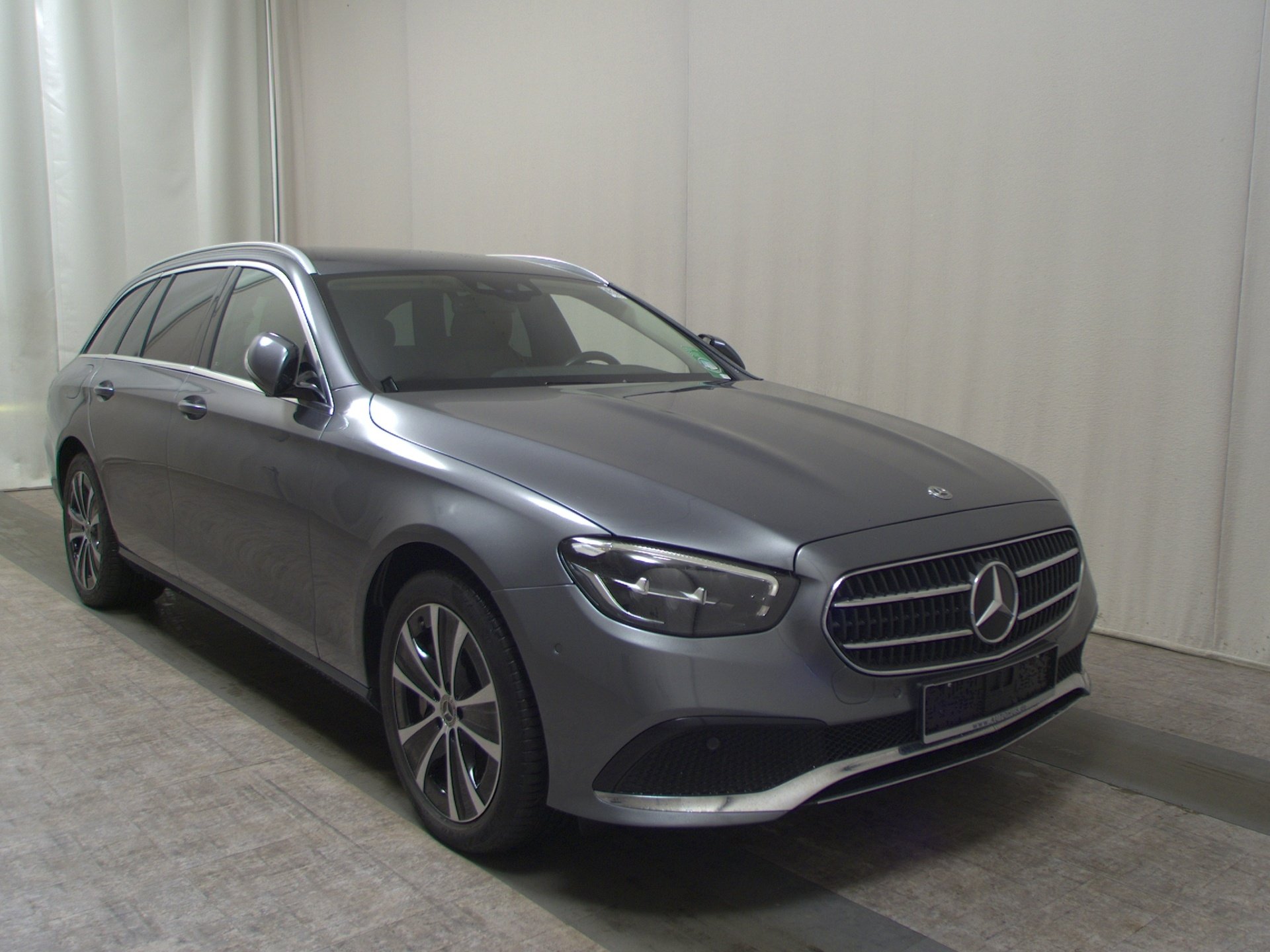 Mercedes-Benz E 300 T de Avantgarde Leder Navi Burmester HuD 3