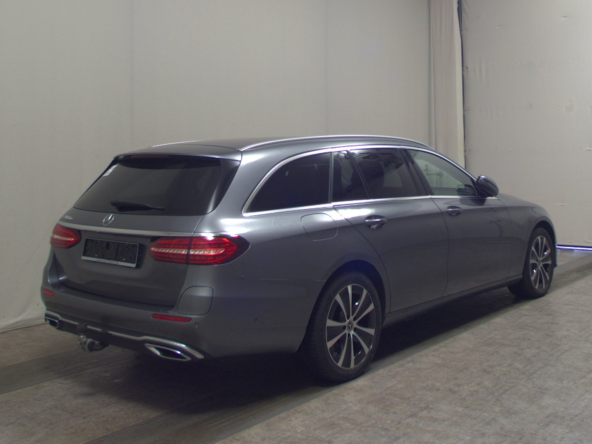 Mercedes-Benz E 300 T de Avantgarde Leder Navi Burmester HuD 4