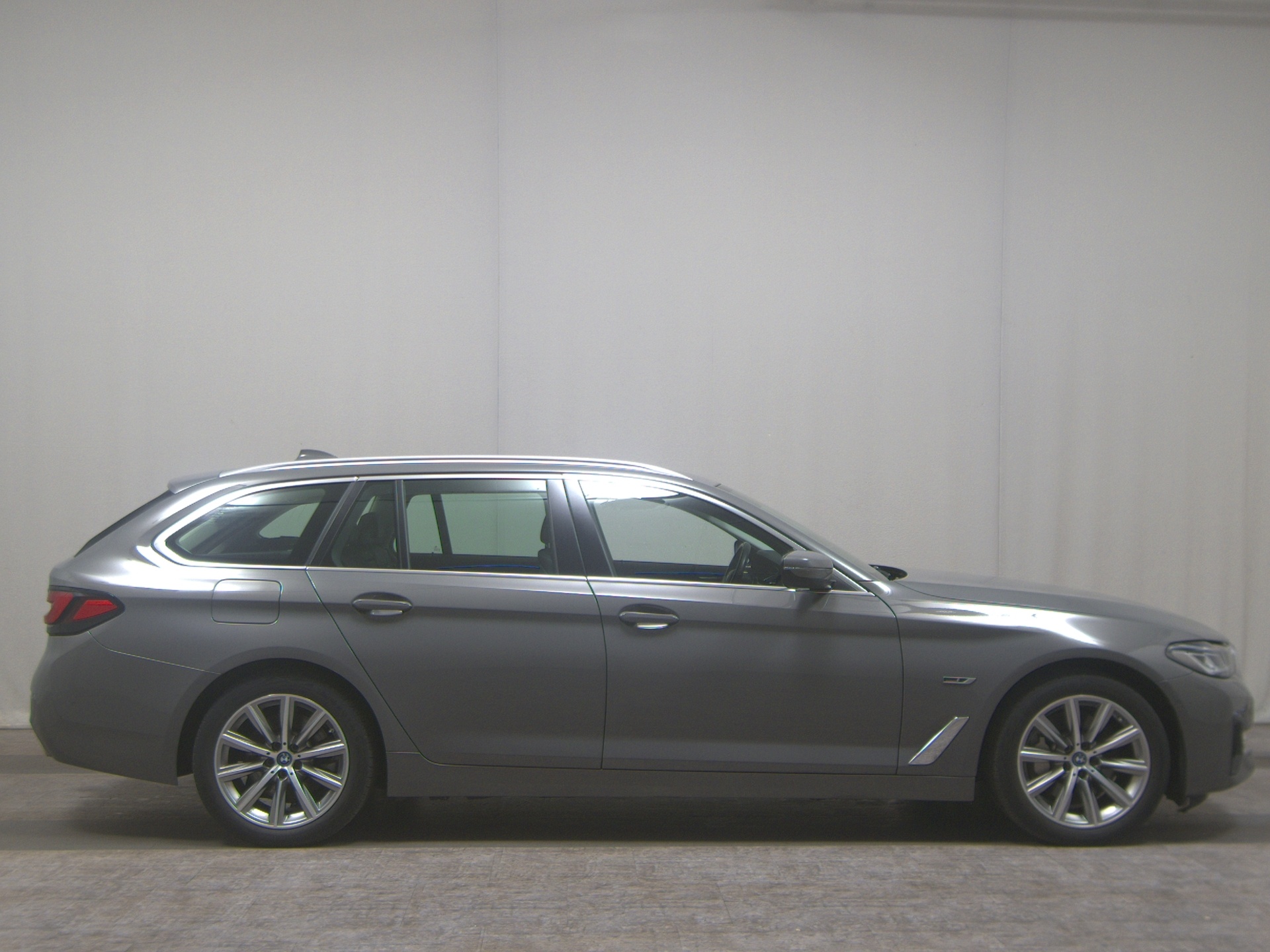 BMW 530e Touring Leder Navi Laser LC-Prof RfK AHK