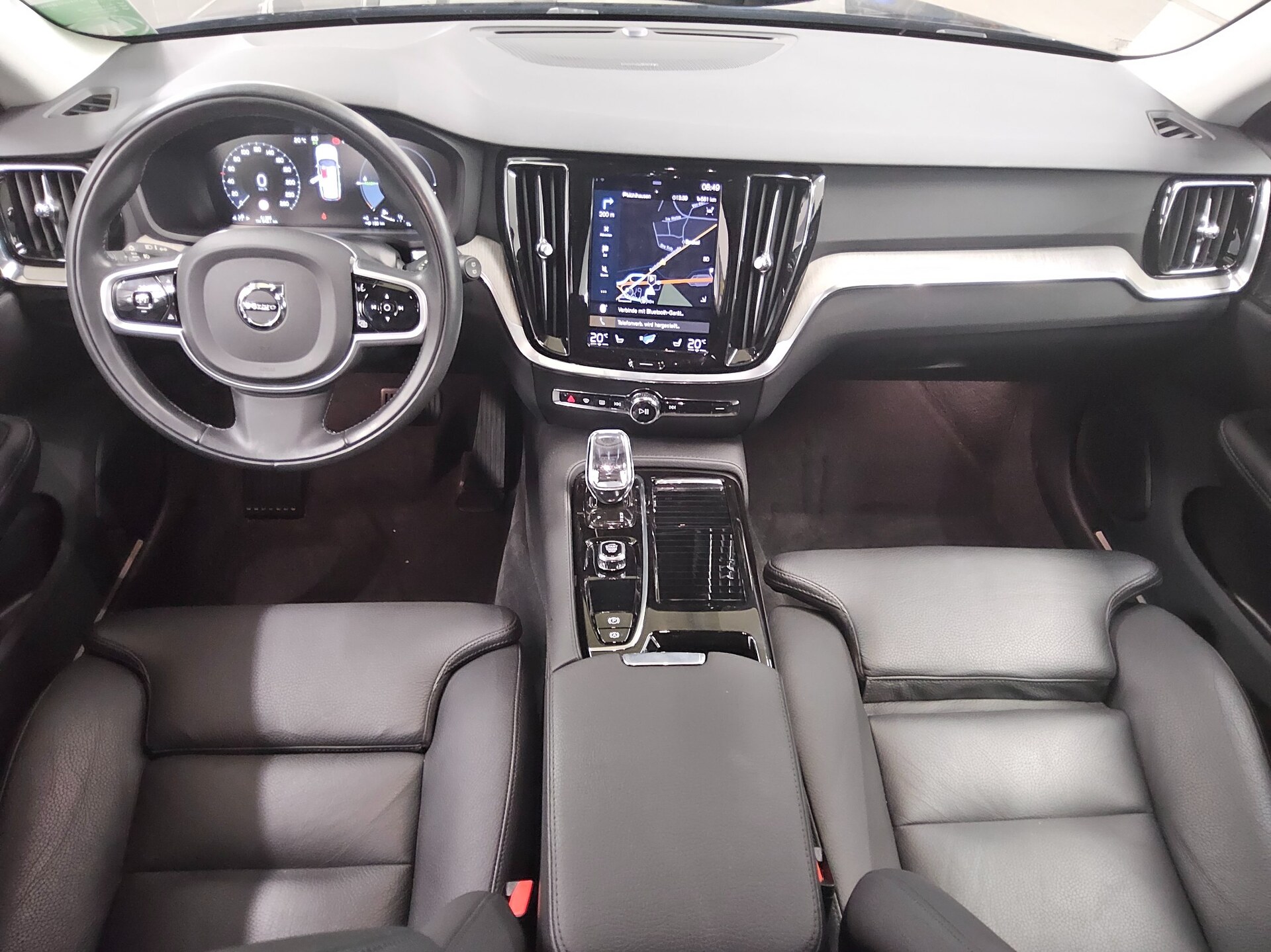 Volvo V60 T6 AWD Inscription Leder Navi LED H/K 5