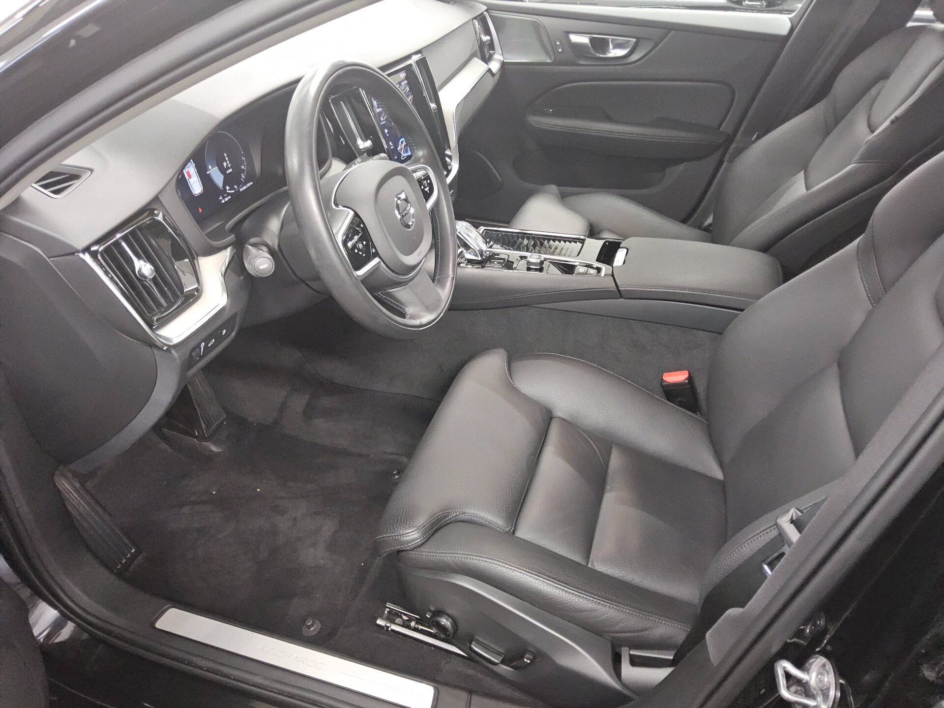 Volvo V60 T6 AWD Inscription Leder Navi LED H/K 8