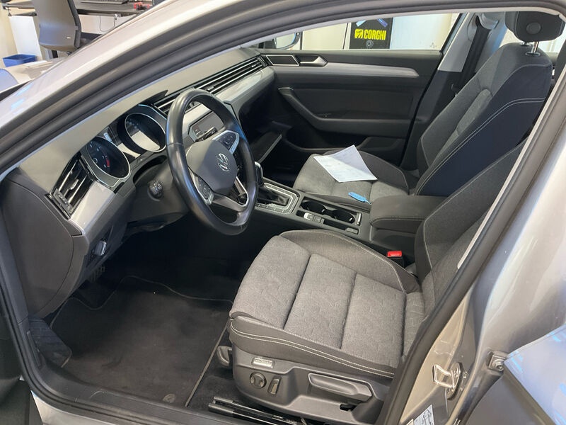 Volkswagen Passat Variant 1.5 TSI NAVI KLIMAAUT LED SHZ PDC 6