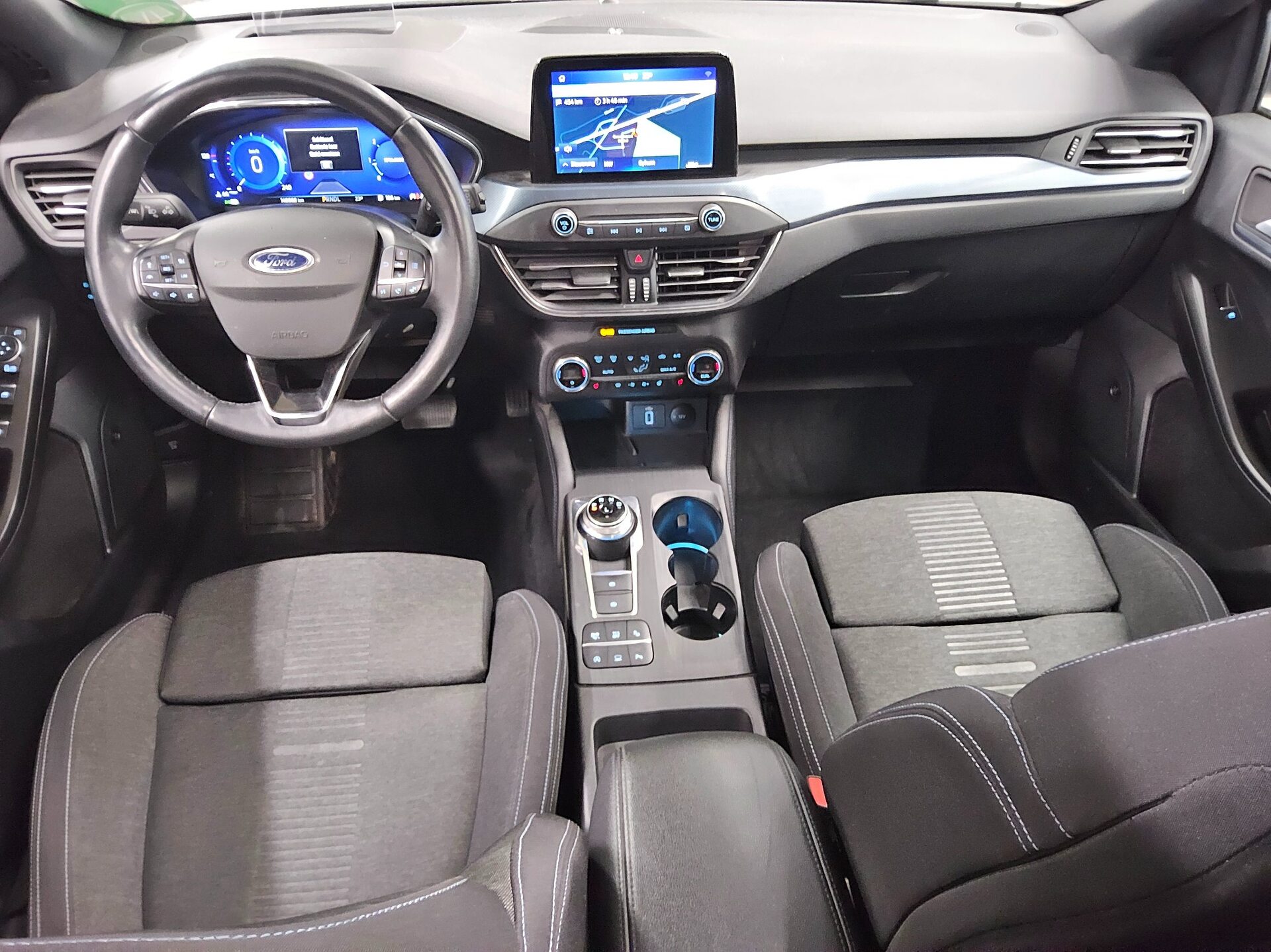 Ford Focus Turnier 1.5 EB Active Navi LED Pano AHK RFK ACC 5
