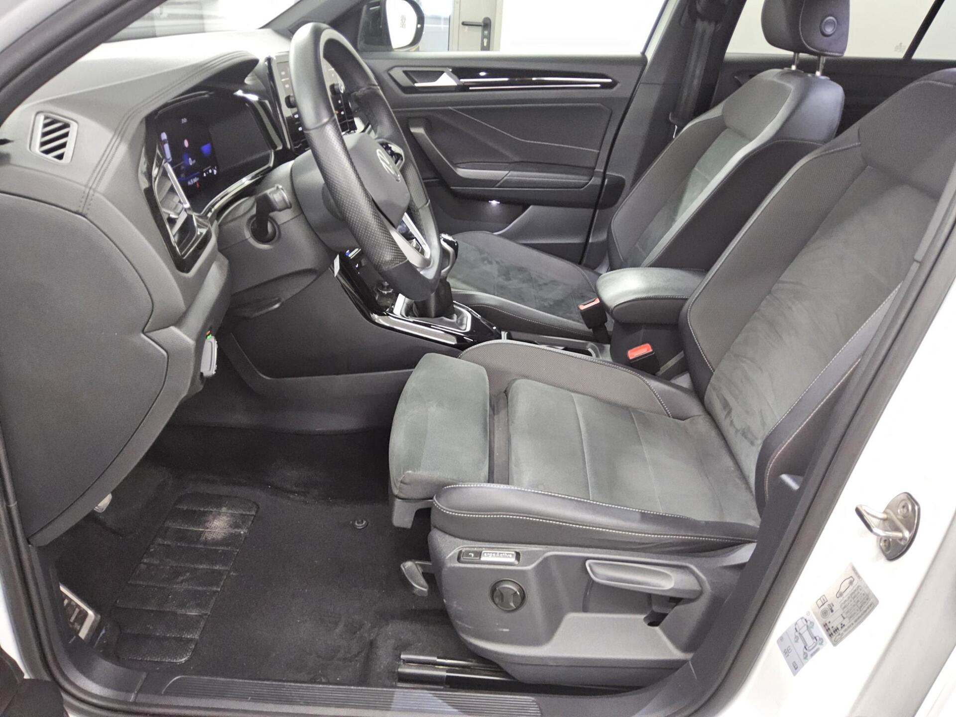 Volkswagen T-Roc 1.0 TSI R-Line T-Leder Navi LED AID 9