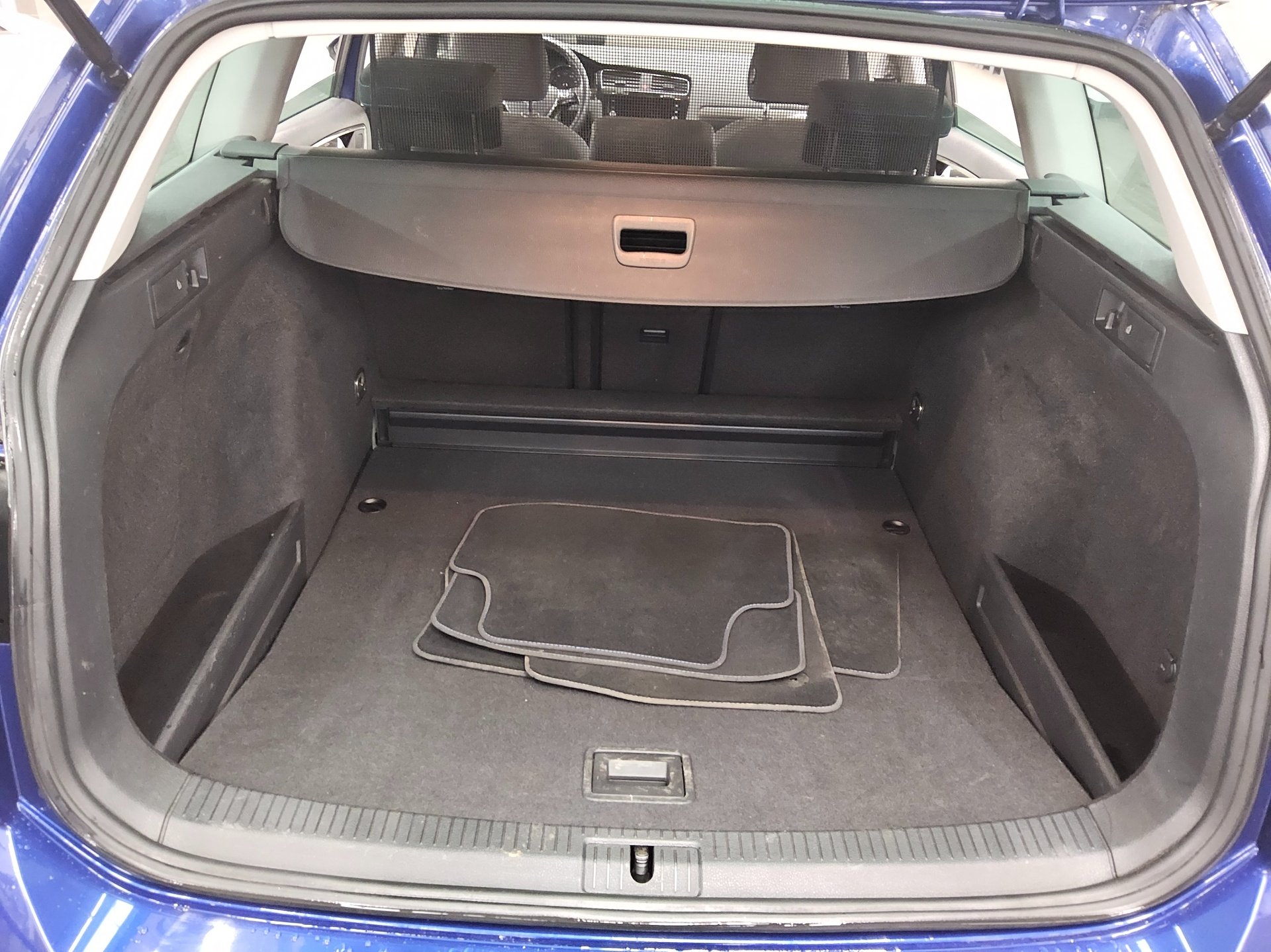 Volkswagen Golf-7 Var. 1.6 TDI Join Navi LED PDC SHZ ACC Sthzg 11