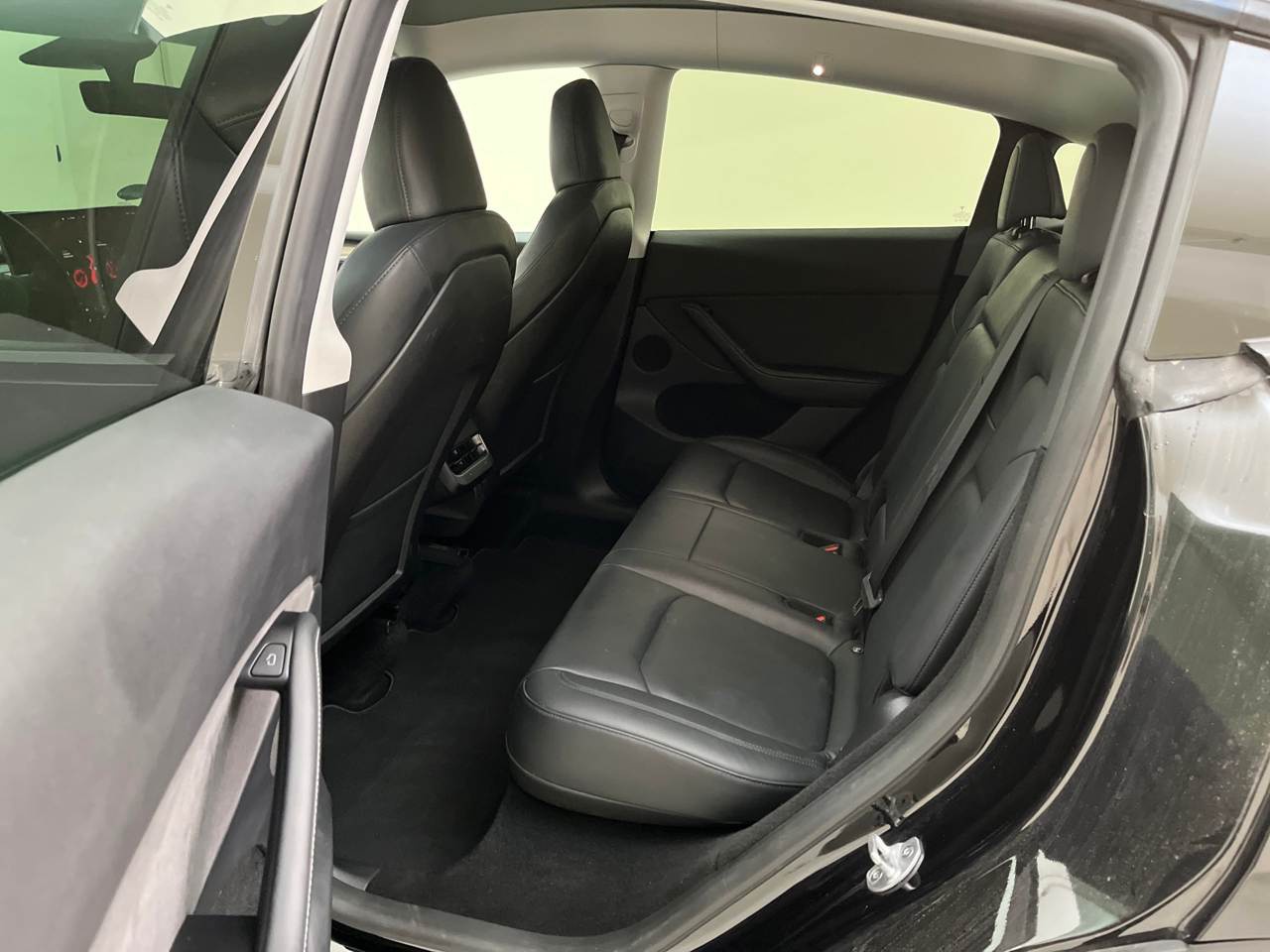 Tesla Model Y Long Range AWD AWD NAVI SHZ LED ACC 7