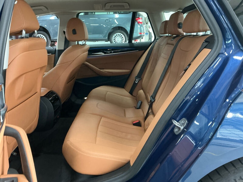 BMW 530e KLIMAAUT LED SPORTSITZE SHZ PDC 7