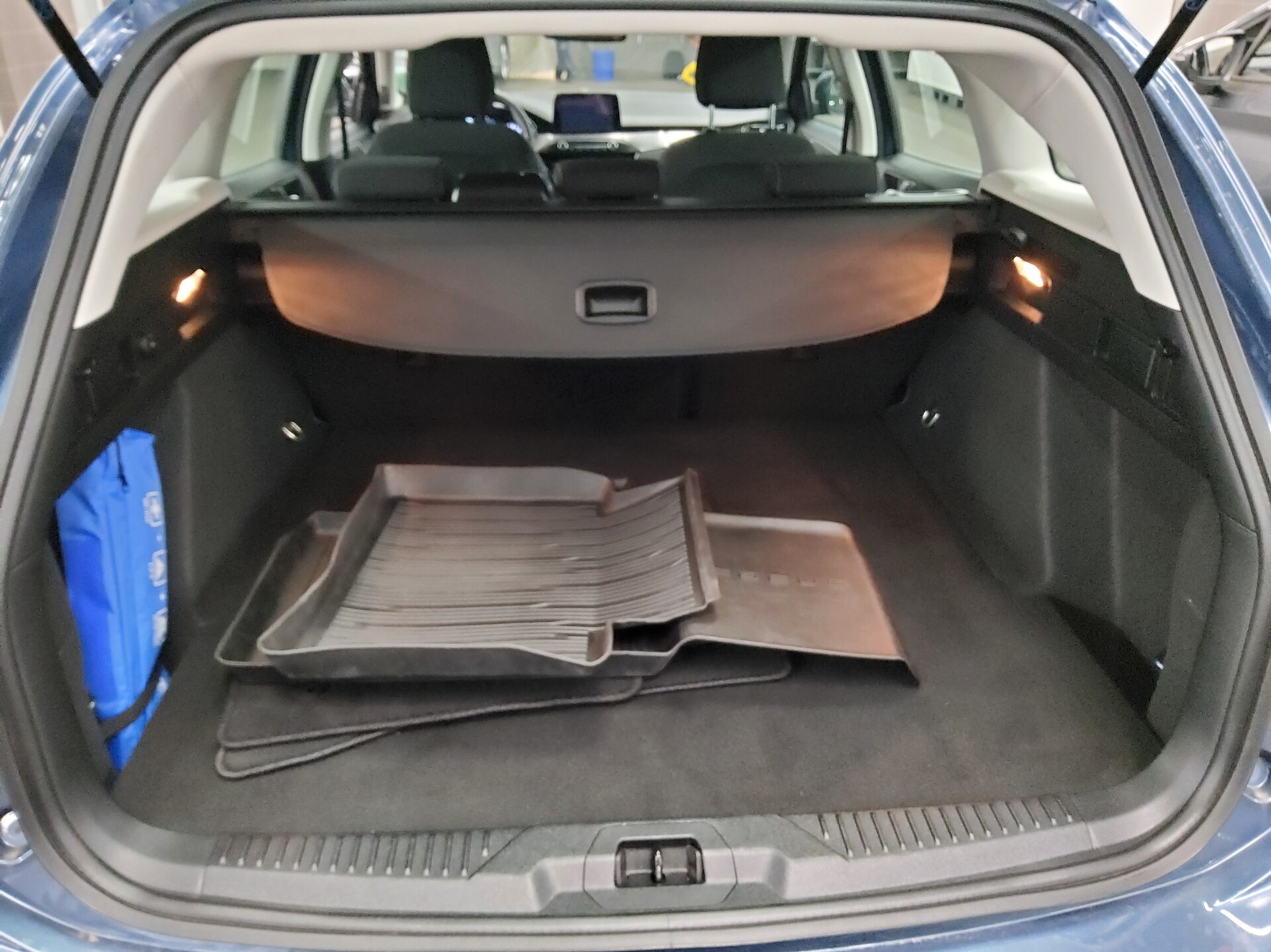 Ford Focus Turnier 1.0 EB Titanium Navi LED 11