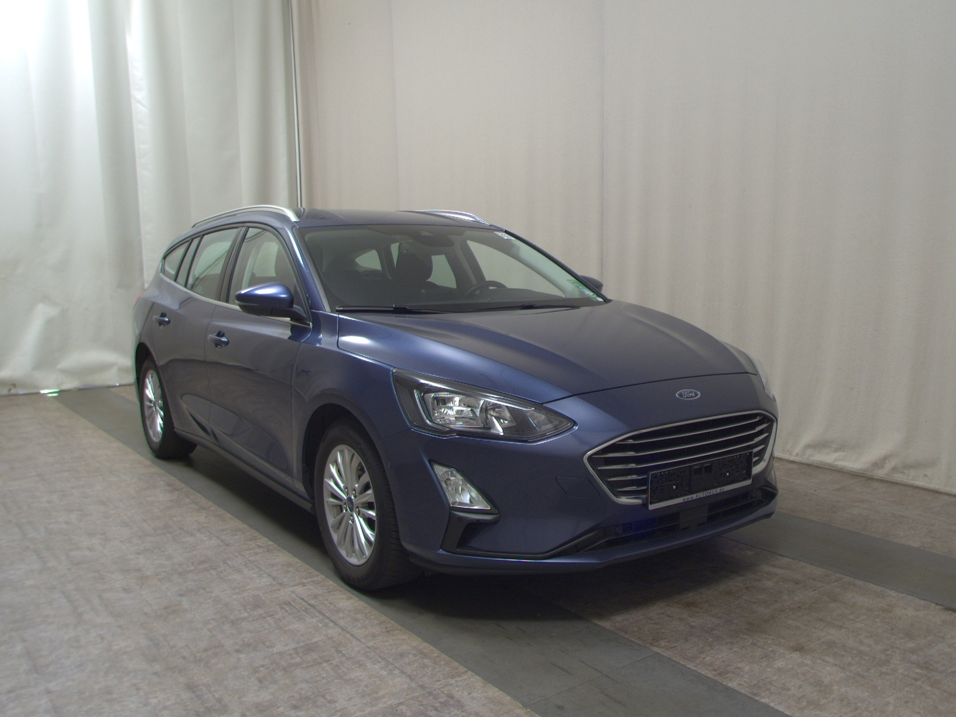 Ford Focus Turnier 1.0 EB Titanium Navi LED 3