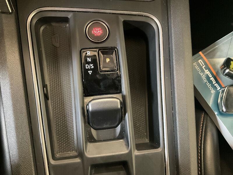 Cupra Formentor T-LEDER NAVI LED SPORTSITZE SHZ 9