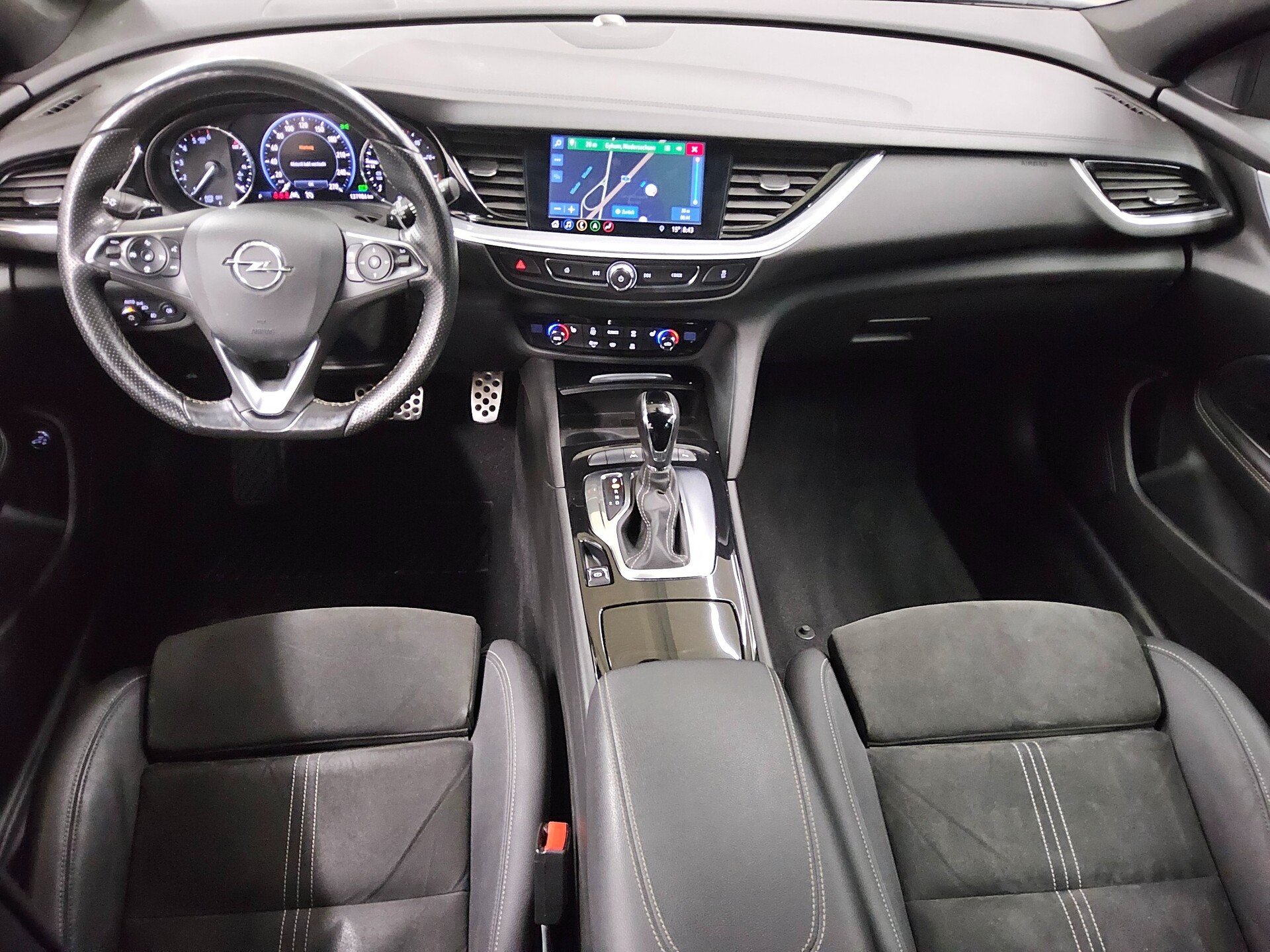 Opel Insignia ST 1.5 D Ultimate Navi LED AHK PDC Shz 5