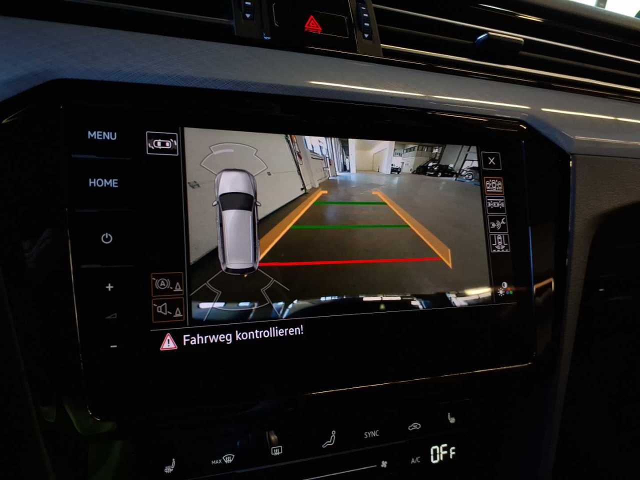 Volkswagen Passat Variant GTE 1.4 TSI Navi LED DC-Pro Pano 11