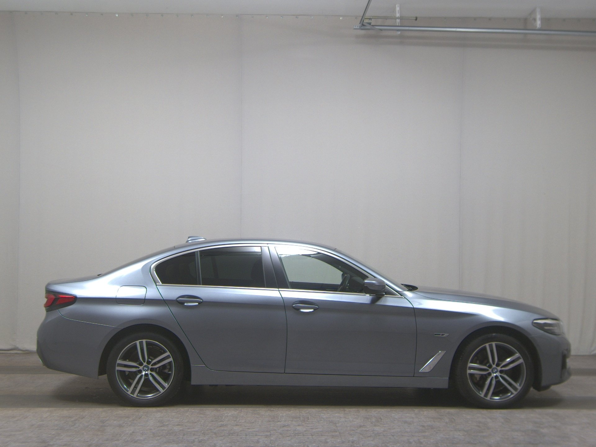 BMW 520e Leder Navi LED LC prof. RFK ACC
