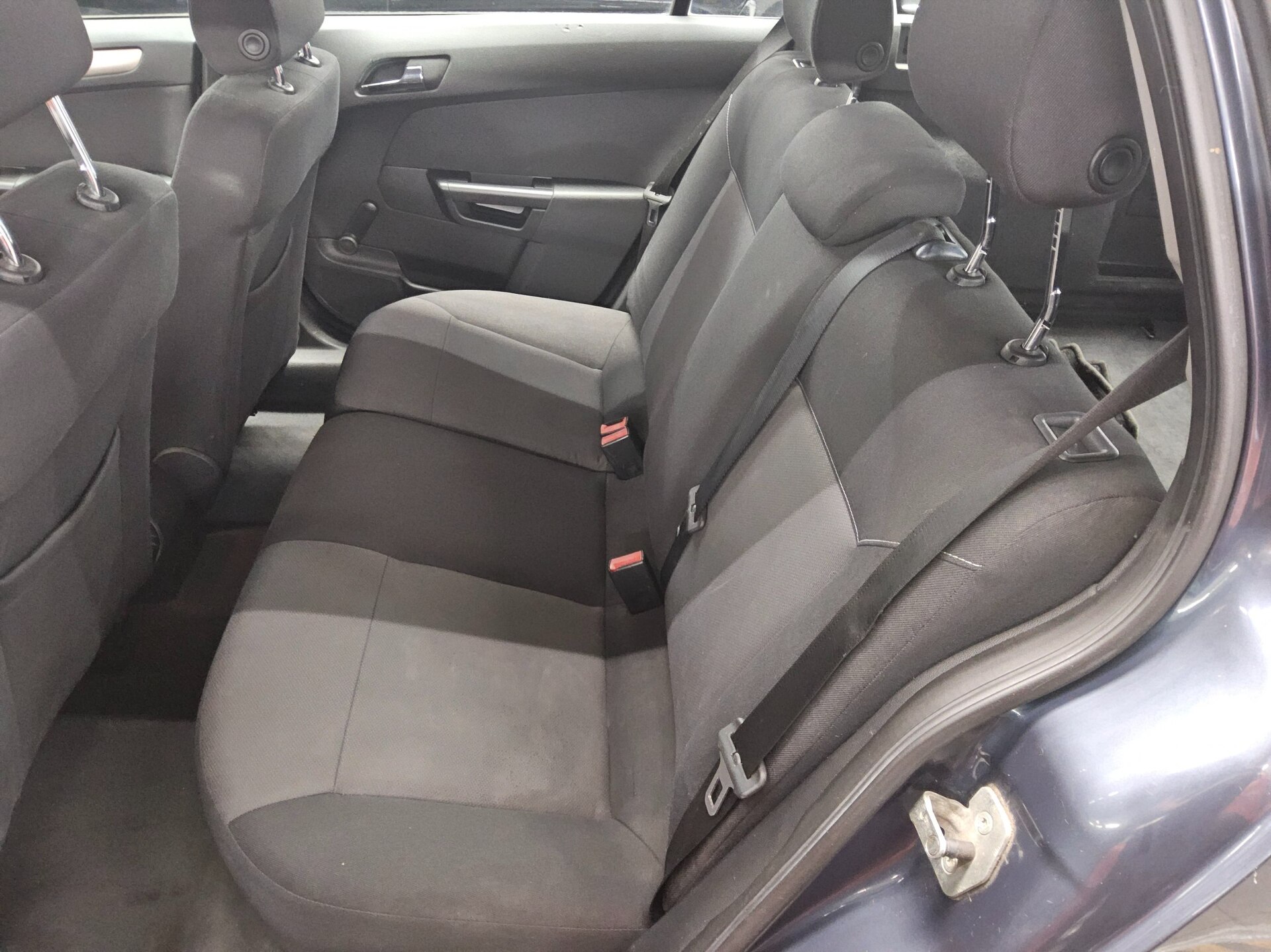 Opel Astra Caravan Edition Navi Radio Klima Tempomat 12