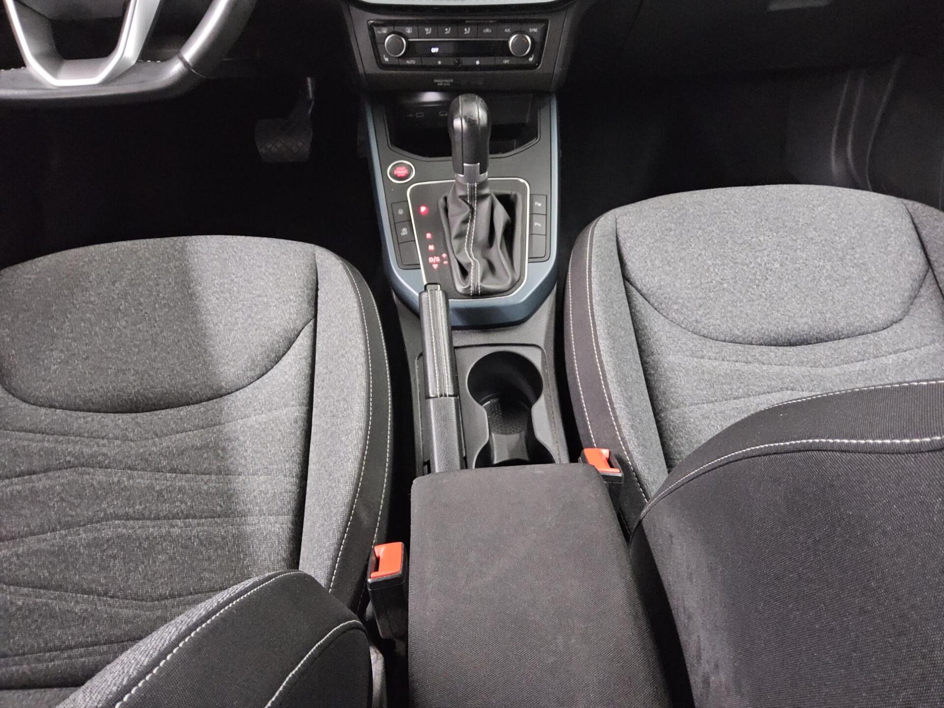 Seat Arona 1.0 TSI Xperience Navi LED vc RfK ACC Shz 6