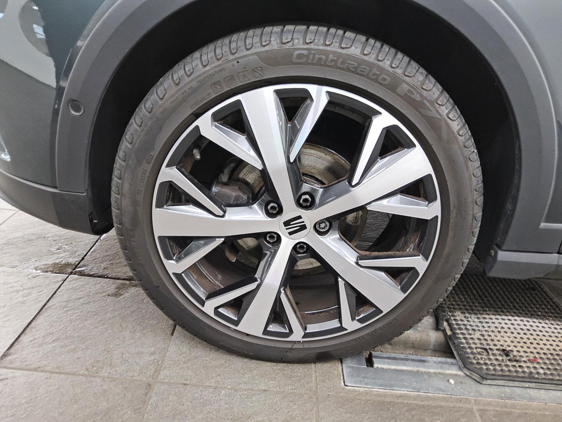 Seat Arona 1.0 TSI Xperience Navi LED vc RfK ACC Shz 11