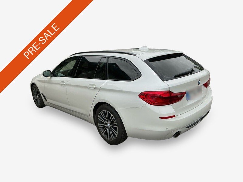 BMW 520dA Touring Sport-Line NAVI LED SHZ PDC 4