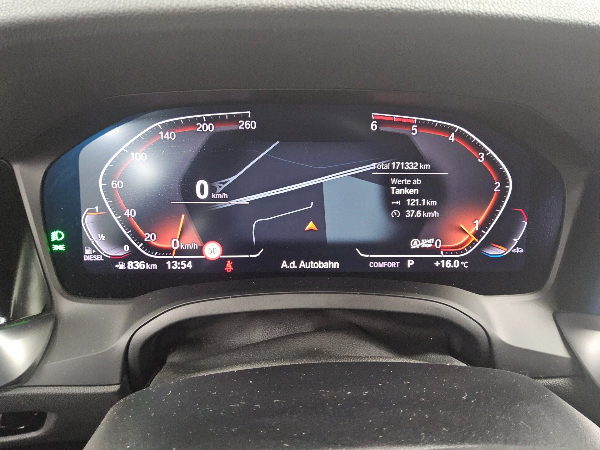 BMW 320dA Touring Sport-Line T-Leder Navi LED LC Pro 8