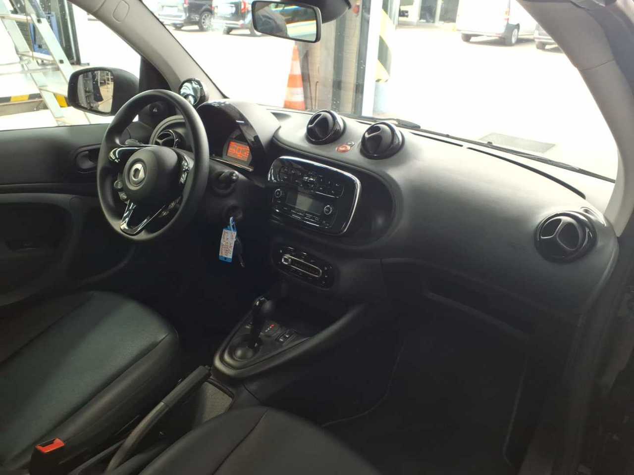 Smart ForTwo EQ Cabrio Leder Tempomat 7