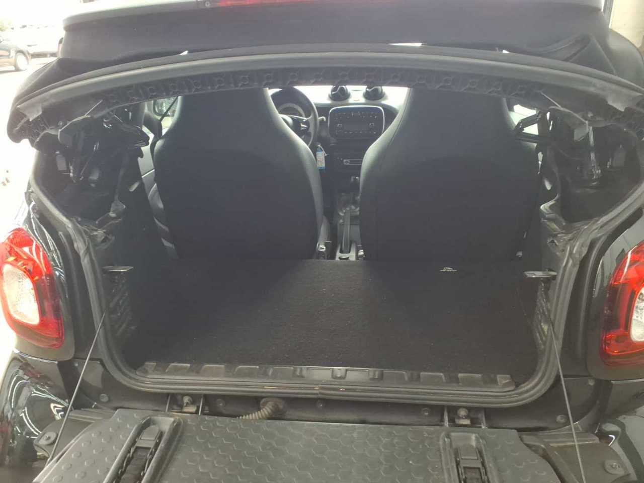 Smart ForTwo EQ Cabrio Leder Tempomat 8