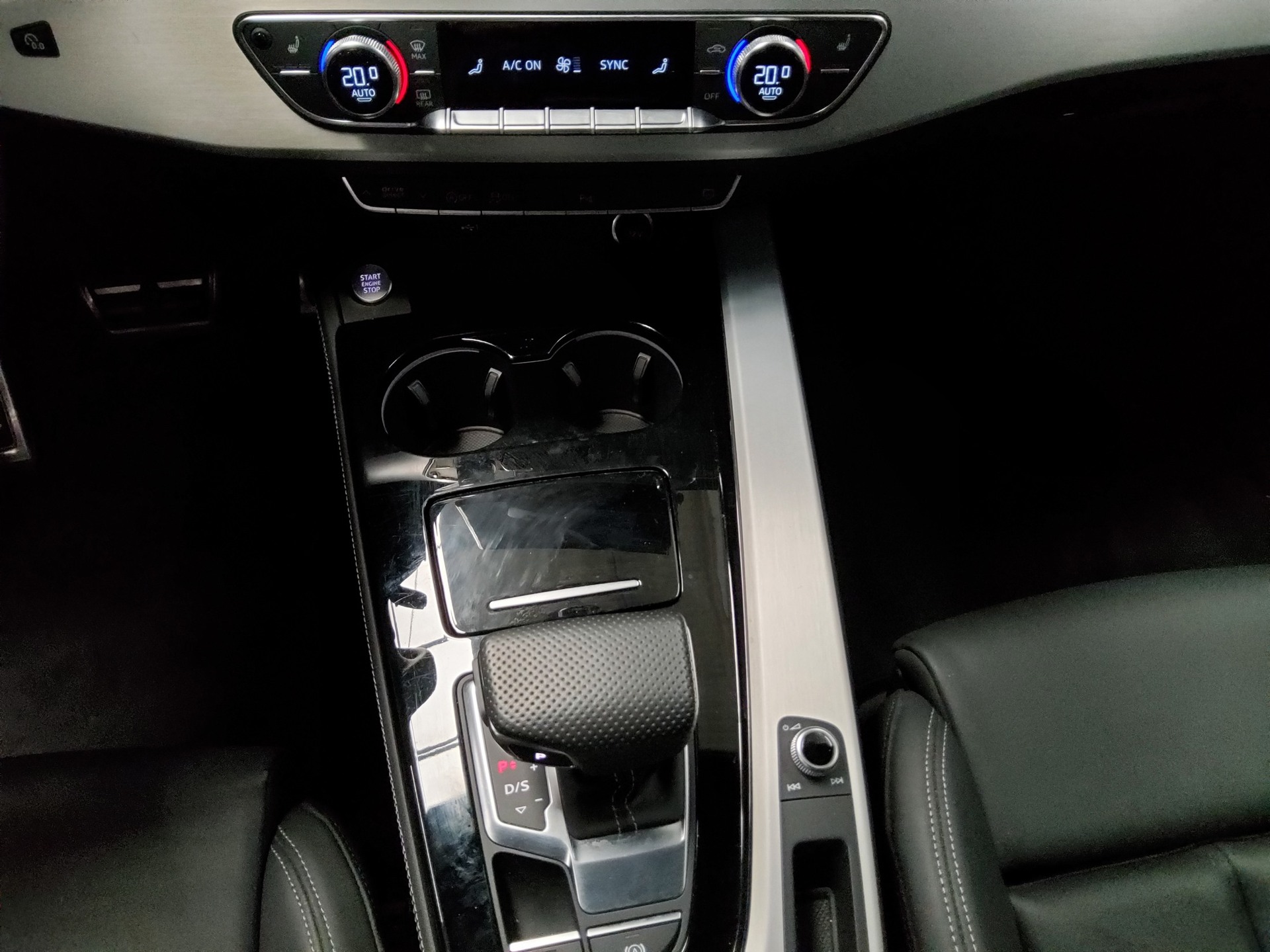 Audi A4 Avant 40 TDI S-Line T-Leder Navi LED B&O RFK 6