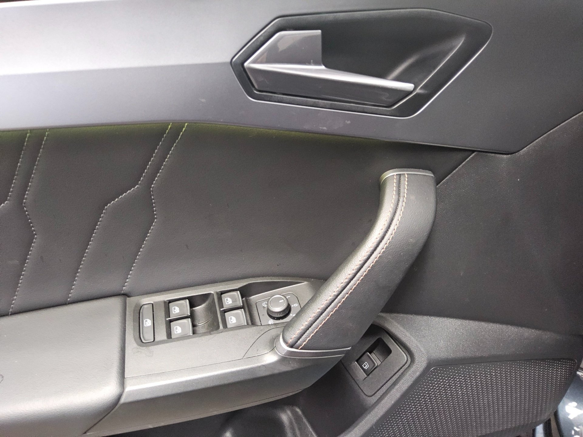 Cupra Leon Sportstourer 1.4 e-Hybrid T-Leder Navi LED 10