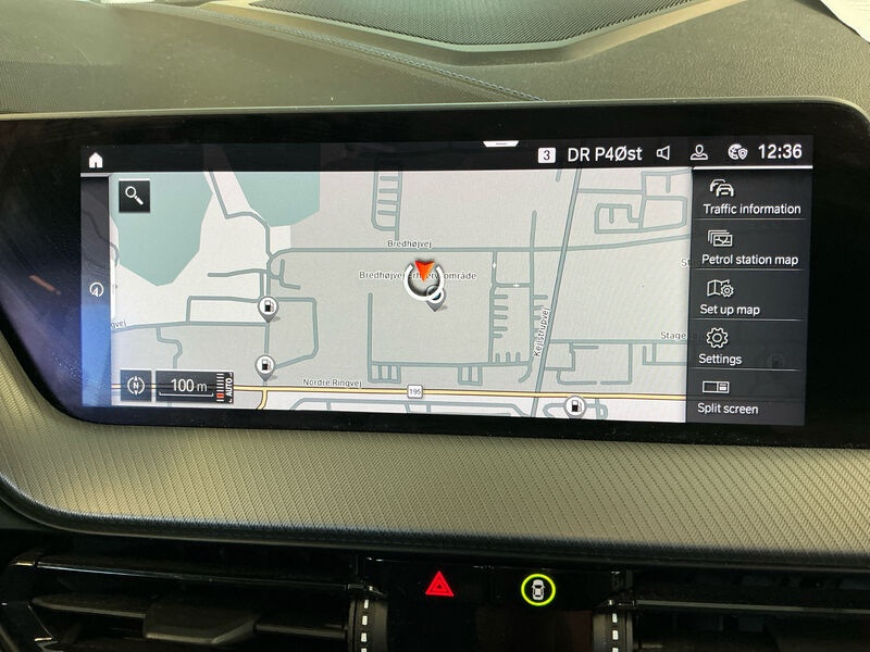 BMW 118dA LED SHZ PDC HIFI 9