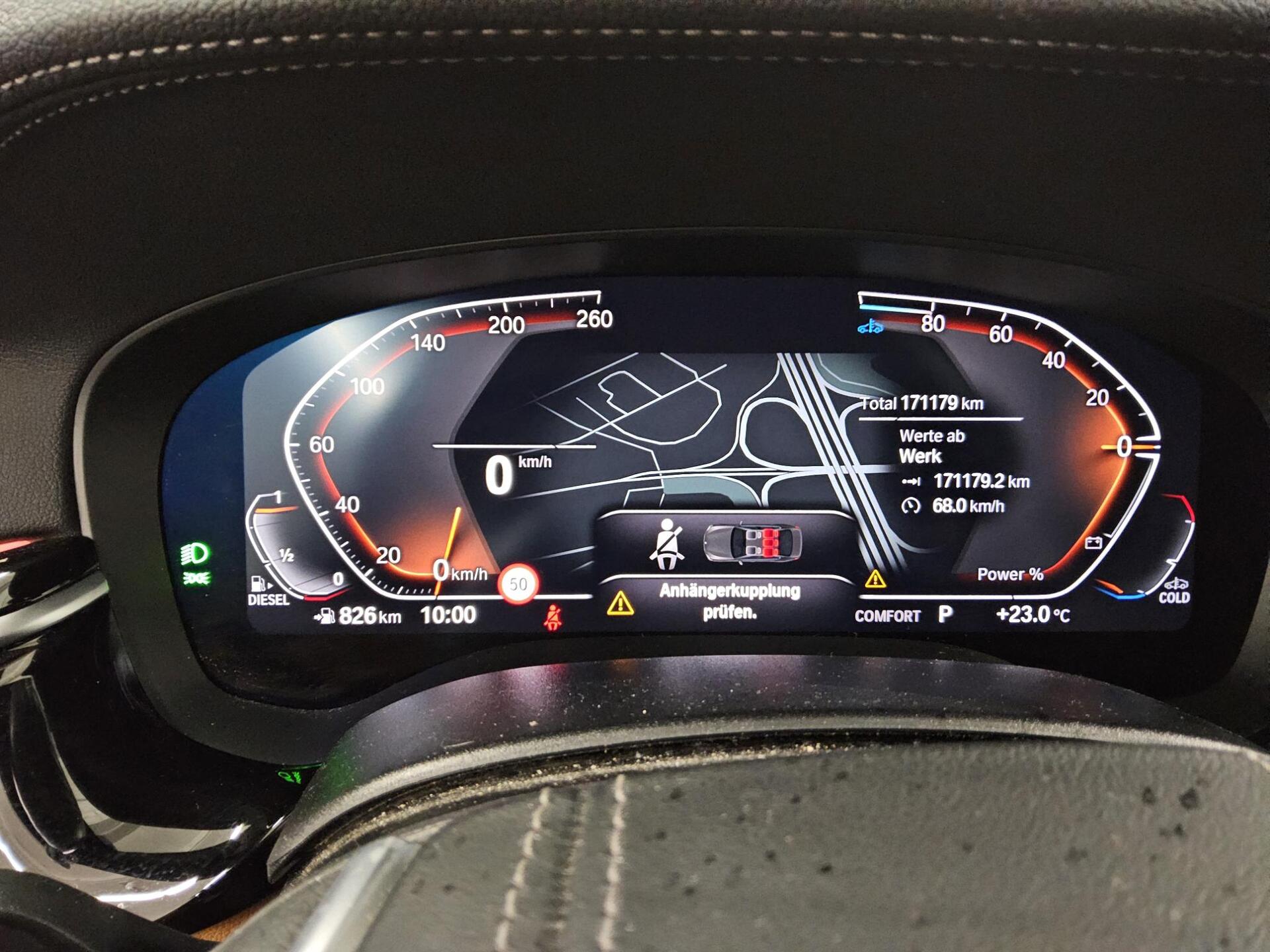 BMW 520dA Touring Luxury-Line Navi LED LC-Pro Leder AHK Sthzg 8